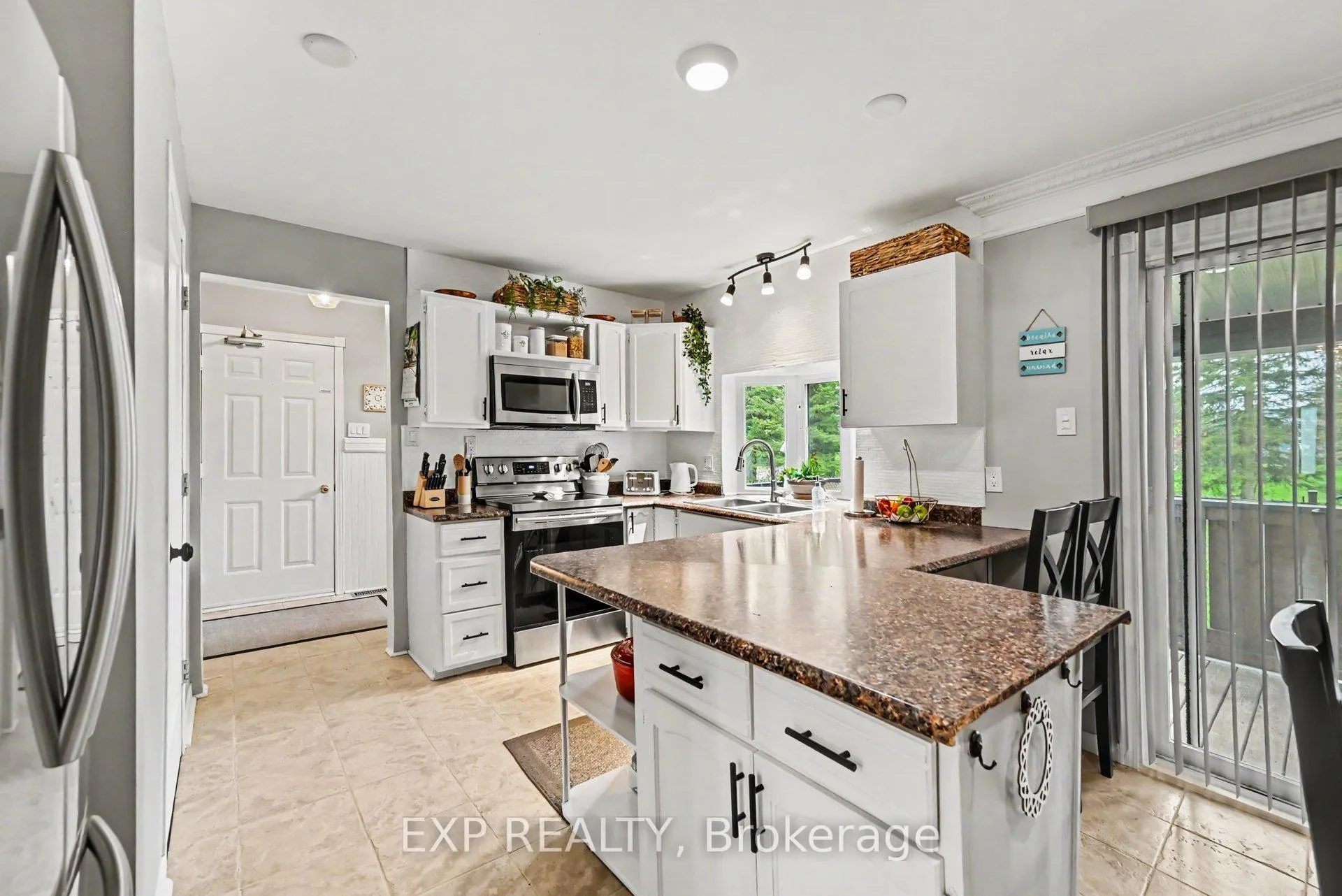 Photo 11 of 41 Loyalist Crescent, South Stormont, South Stormont (Osnabruck) Twp — HOMEH