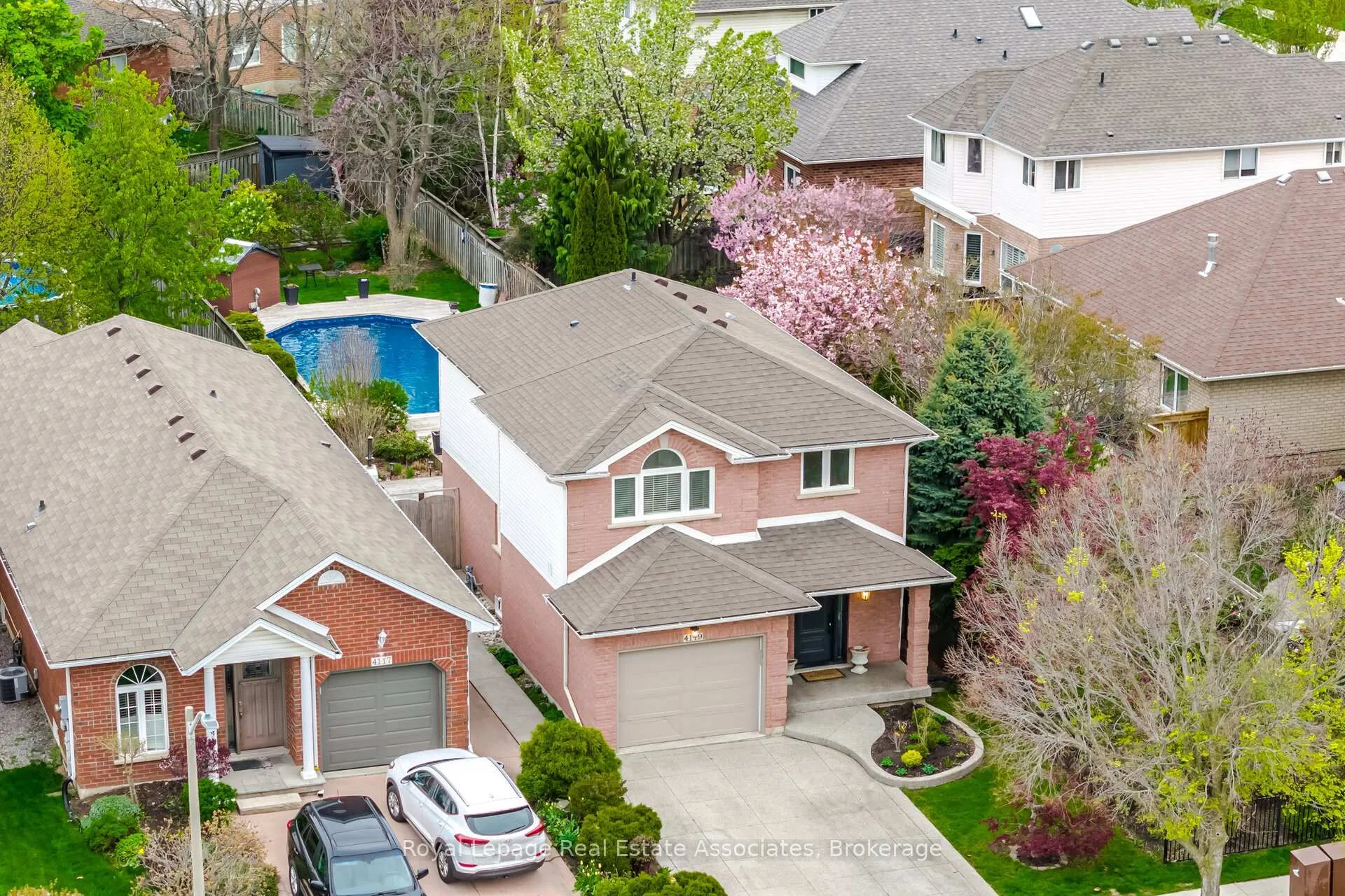 Front of 4119 Continental Drive