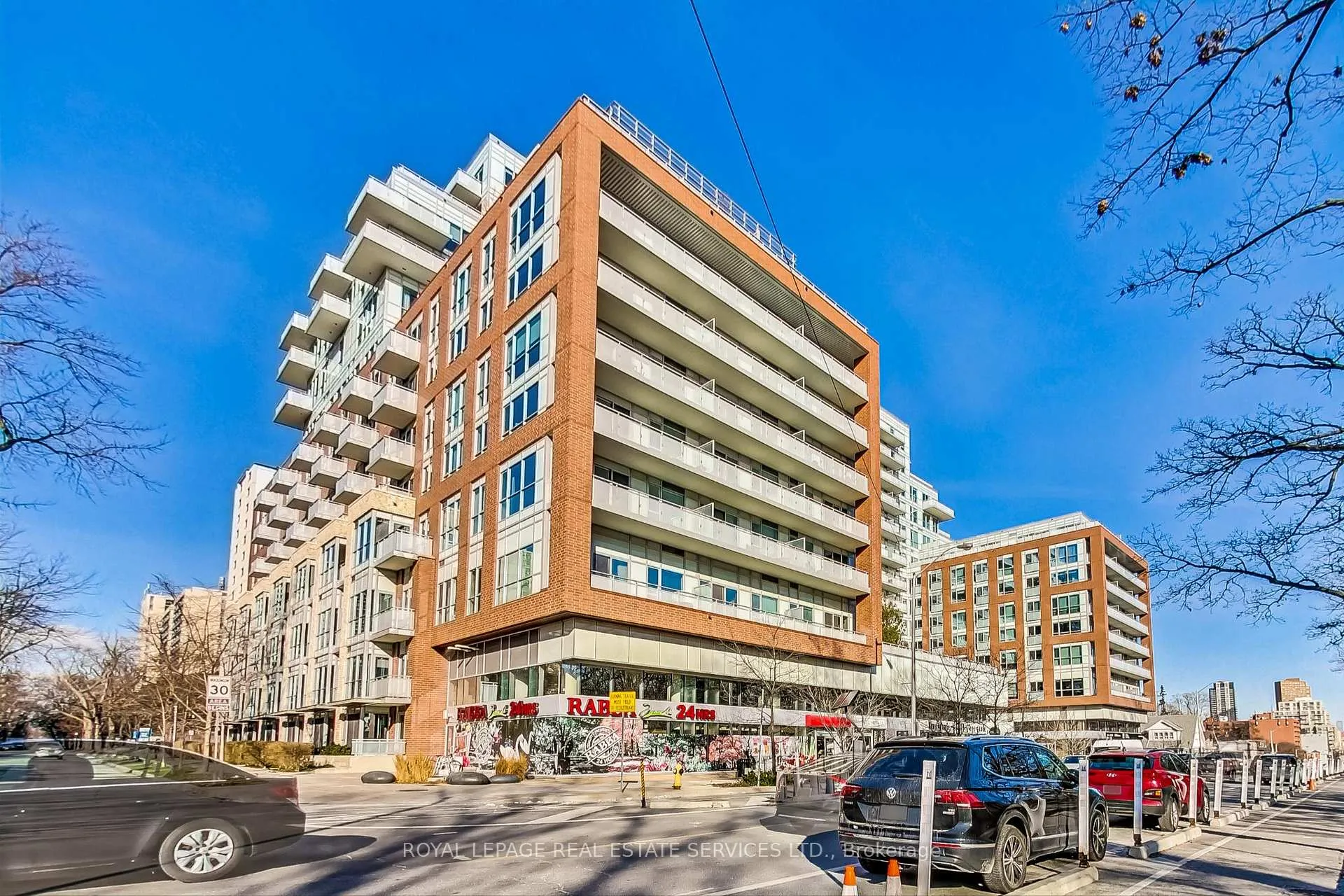 Front of Unit 438, 1830 Bloor Street