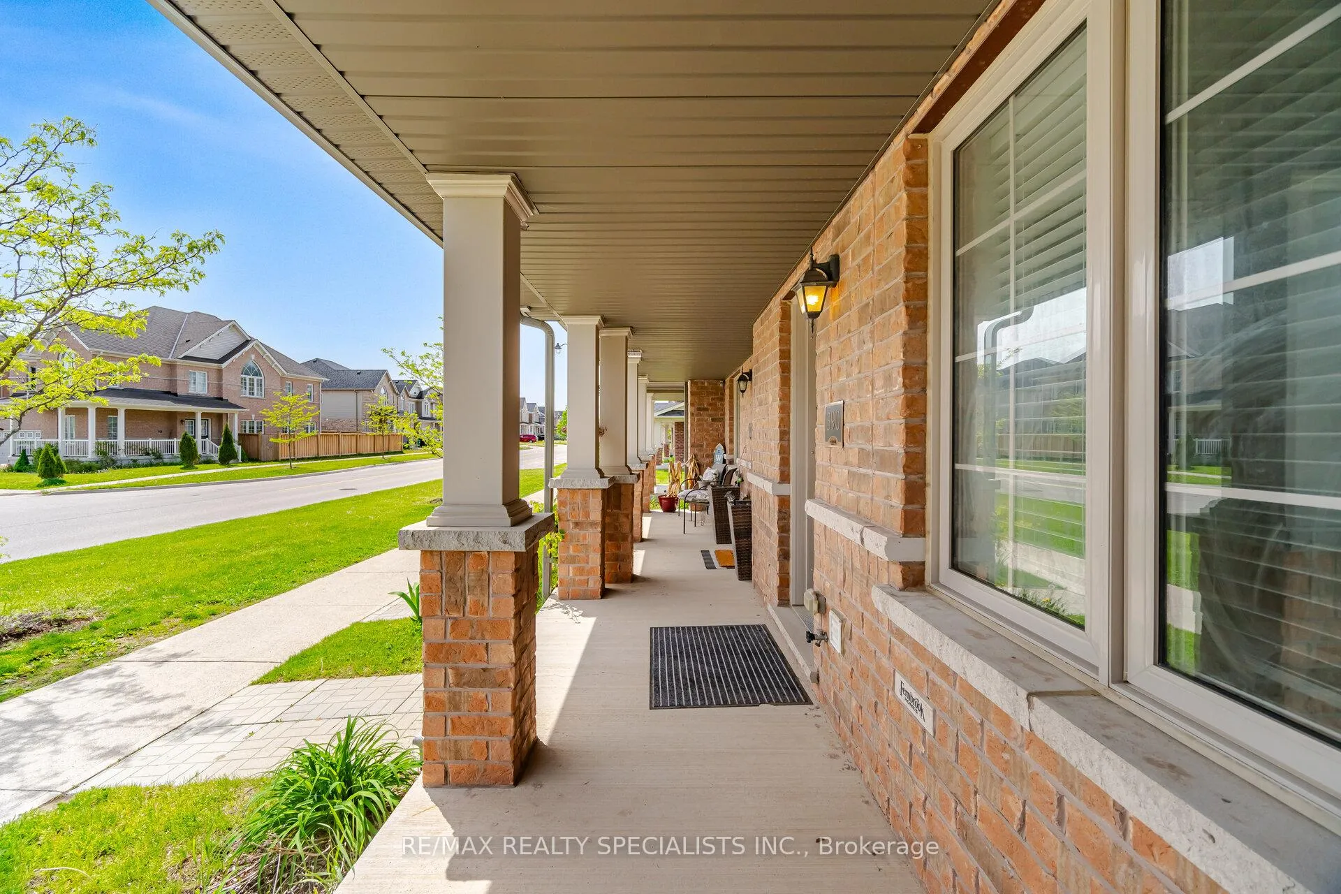 Photo 5 of 390 Linden Drive, Cambridge, Preston Heights — HOMEH
