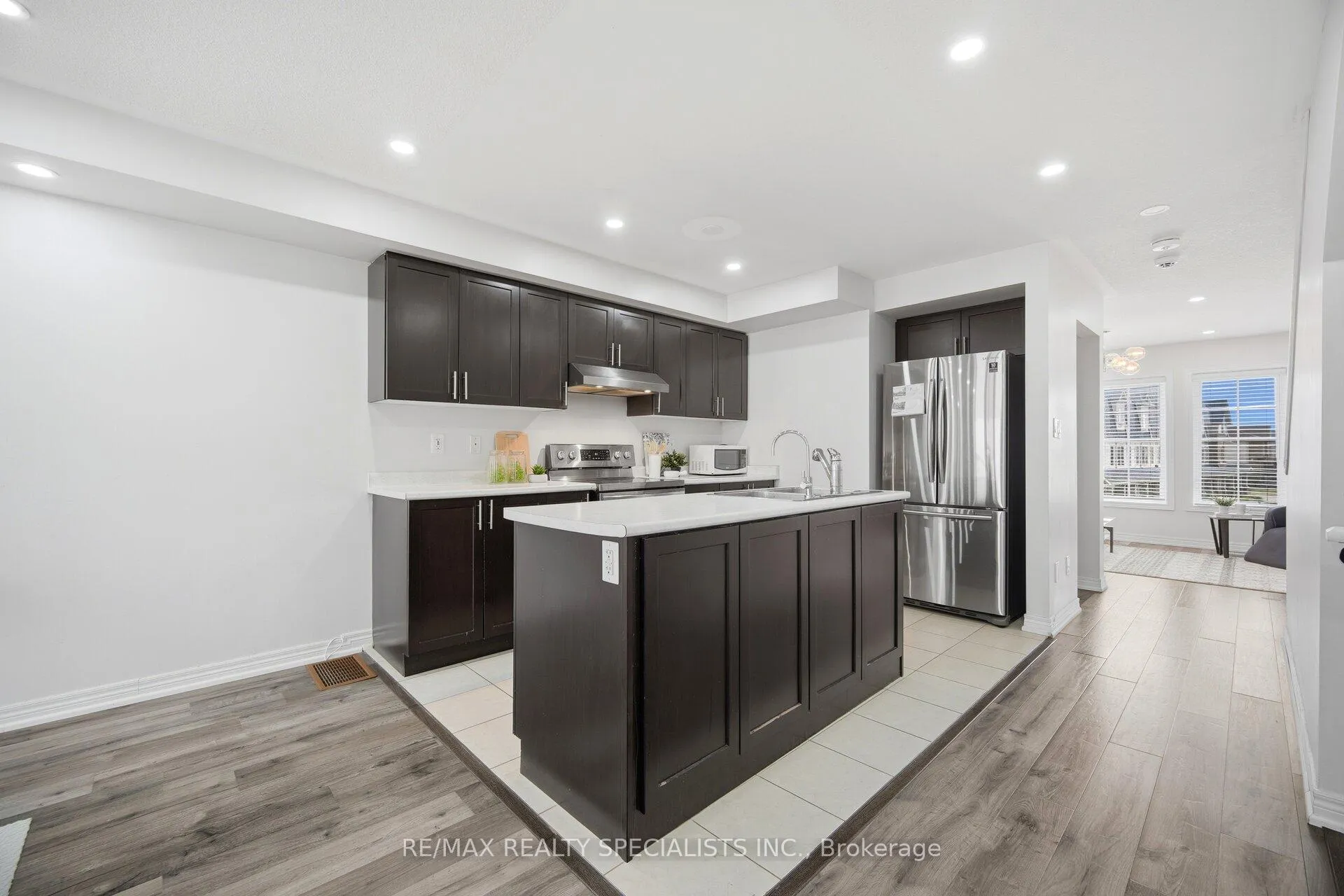 Photo 13 of 390 Linden Drive, Cambridge, Preston Heights — HOMEH