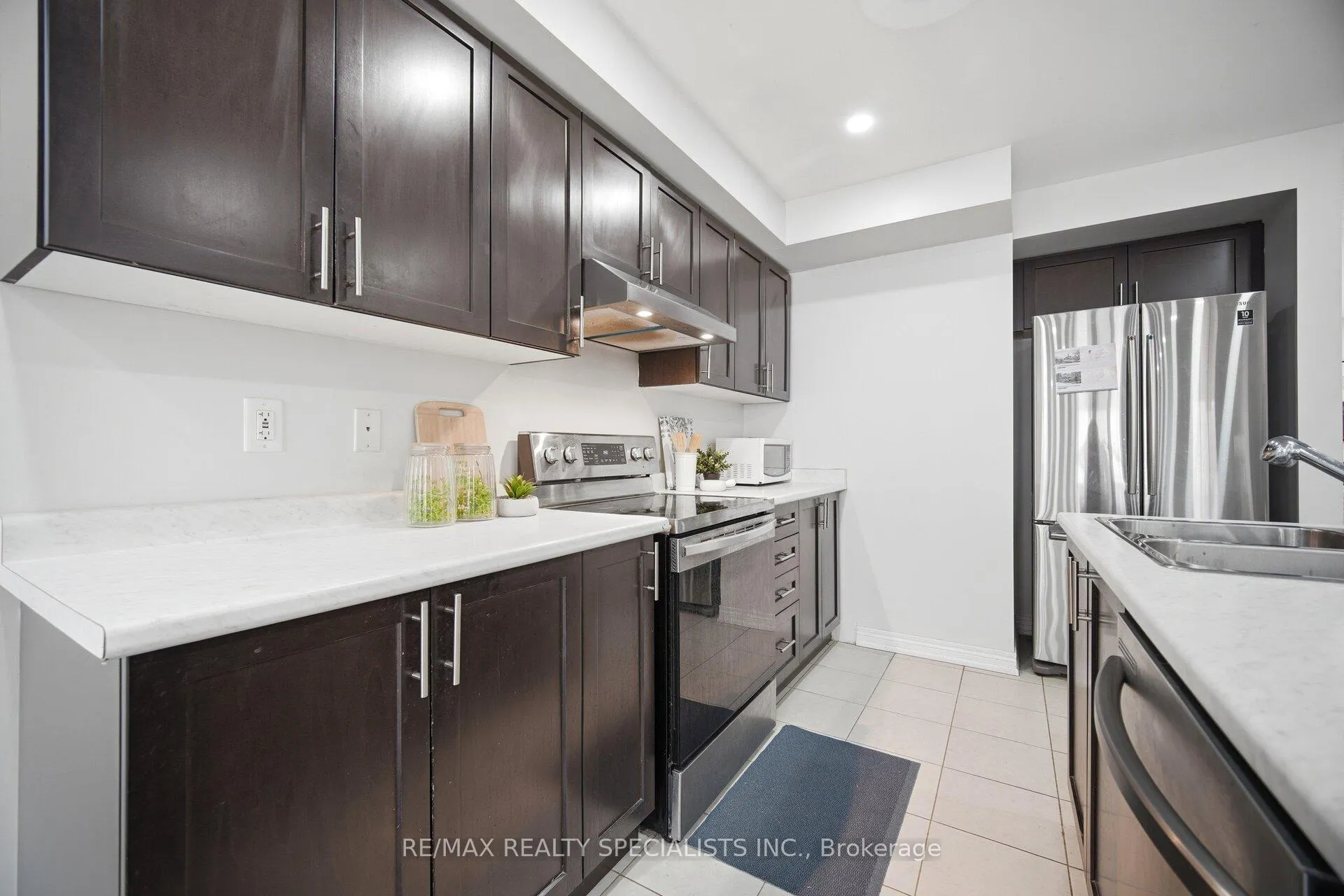Photo 15 of 390 Linden Drive, Cambridge, Preston Heights — HOMEH