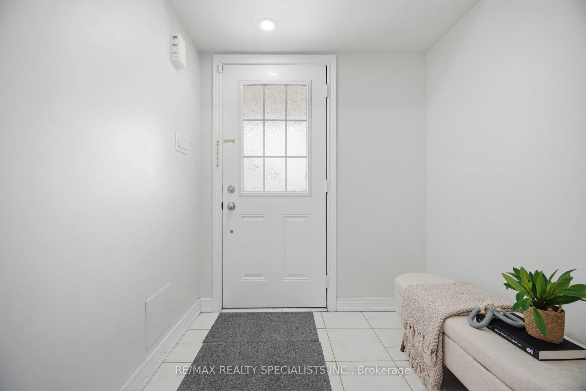 Photo 24 of 390 Linden Drive, Cambridge, Preston Heights — HOMEH