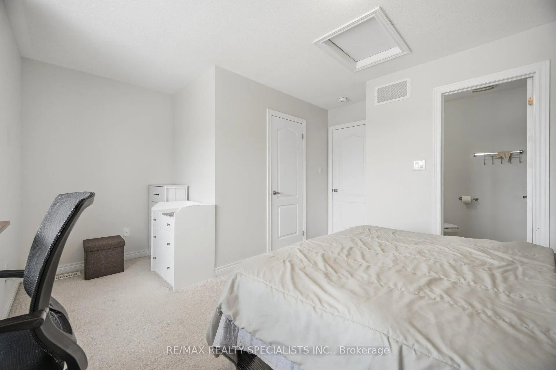 Photo 31 of 390 Linden Drive, Cambridge, Preston Heights — HOMEH