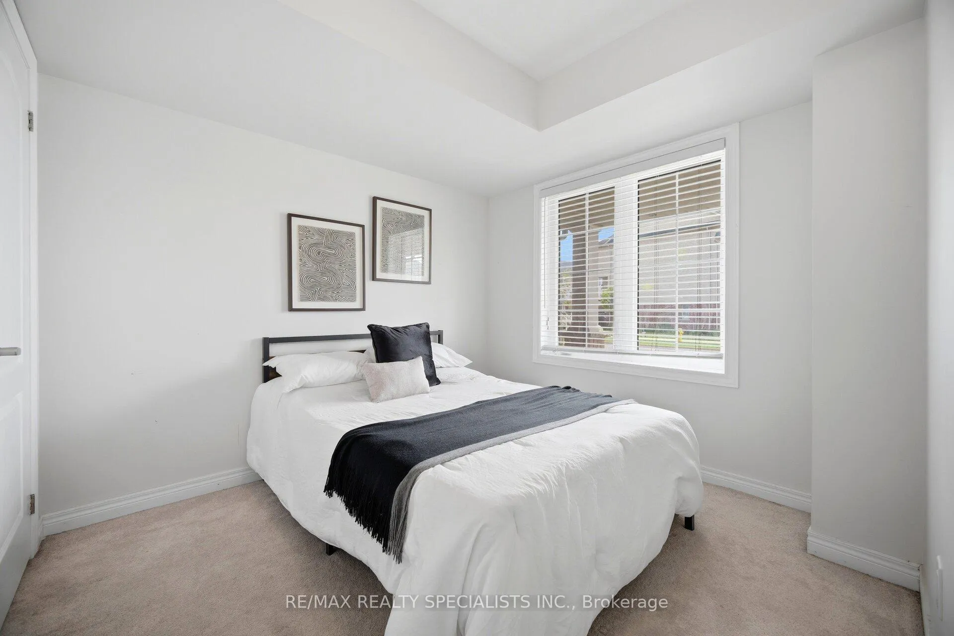Photo 38 of 390 Linden Drive, Cambridge, Preston Heights — HOMEH