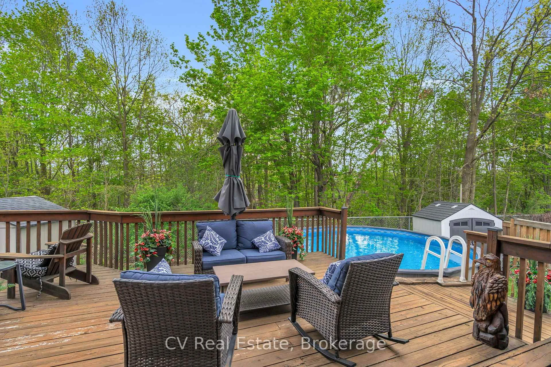 Photo 6 of 5 McCutcheon Court, Barrie, Northwest — HOMEH