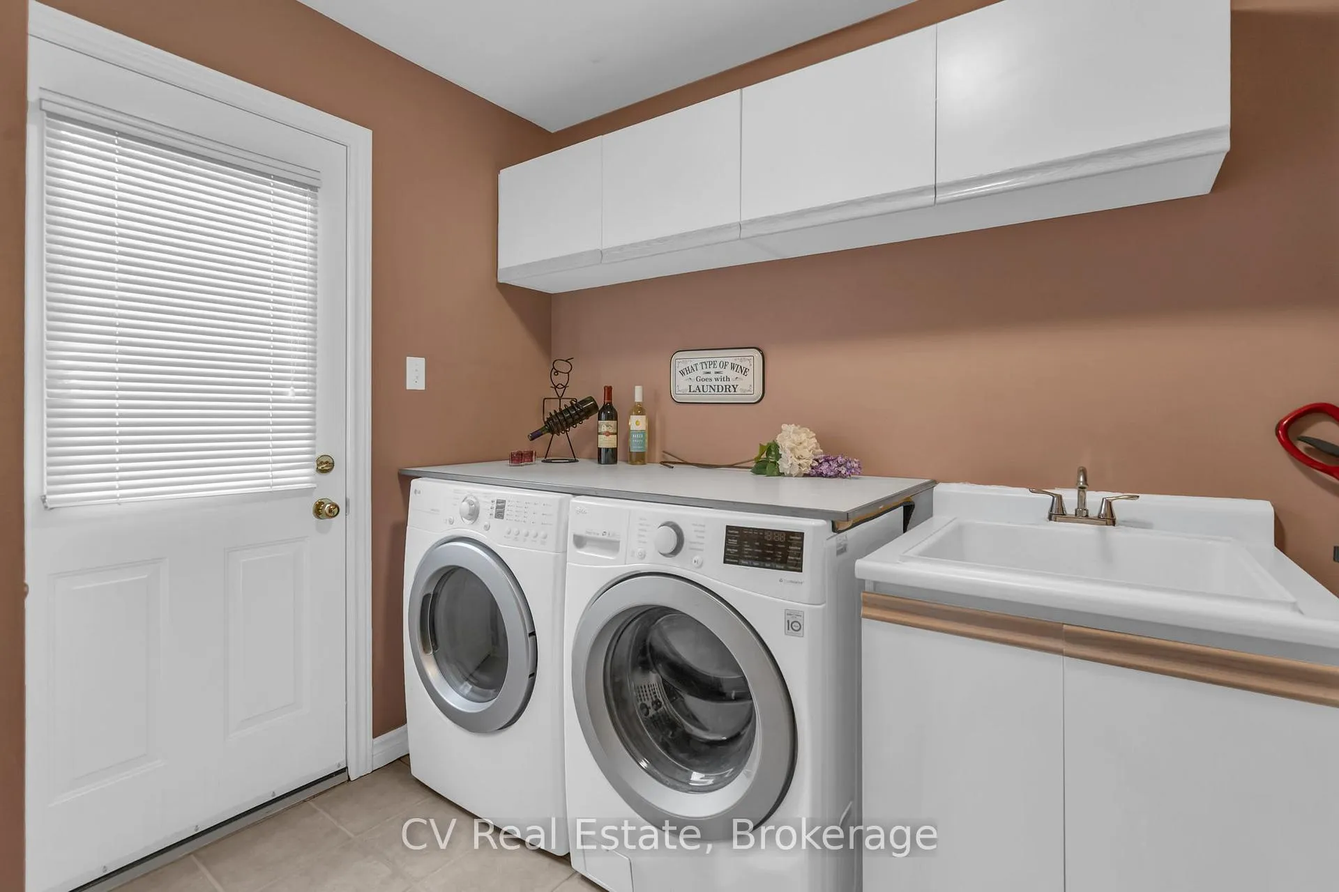 Photo 33 of 5 McCutcheon Court, Barrie, Northwest — HOMEH