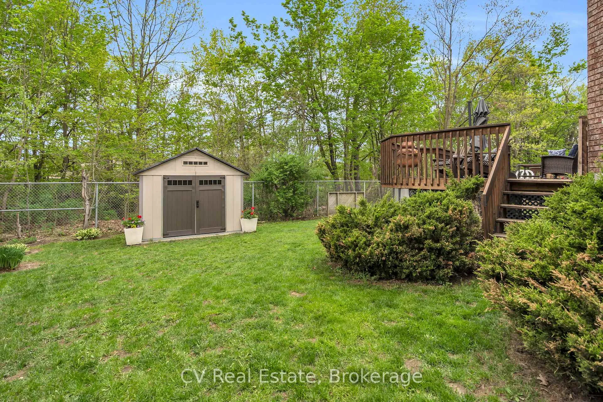 Photo 34 of 5 McCutcheon Court, Barrie, Northwest — HOMEH