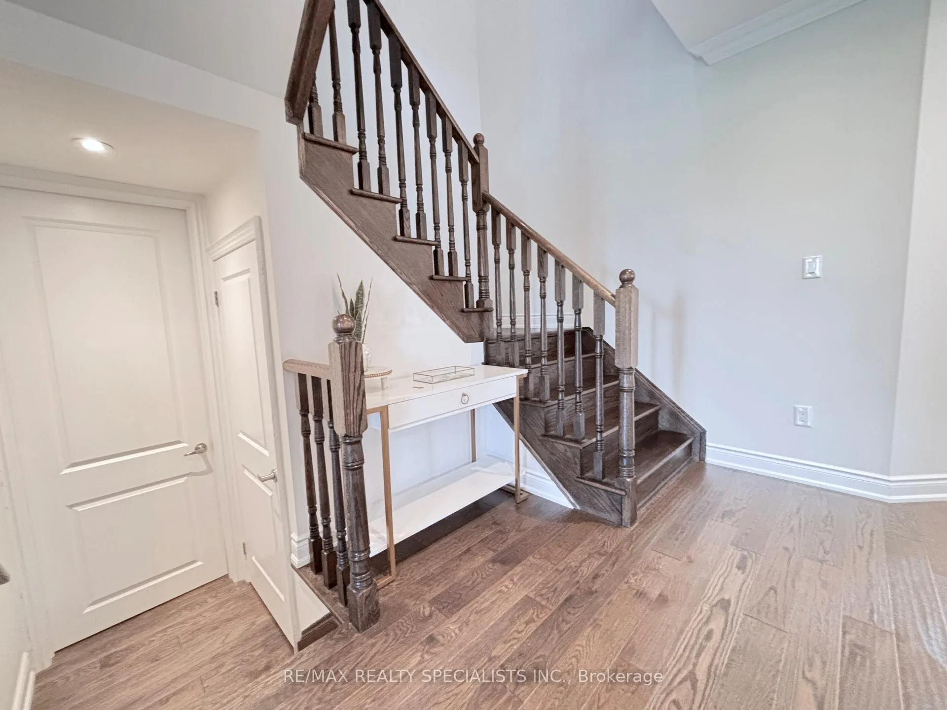 Photo 5 of 124 Edgar Bonner Avenue, Guelph/Eramosa, Rockwood — HOMEH