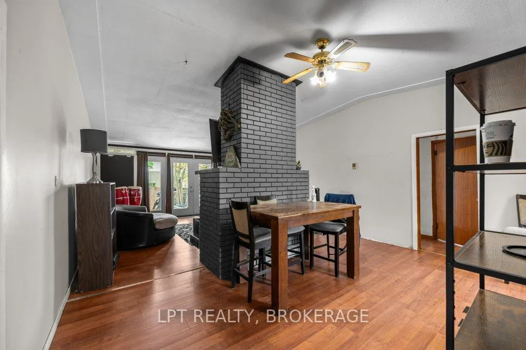 Photo 6 of 3 Holland Crescent, Kingston, Central City West — HOMEH