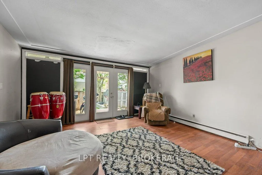 Photo 9 of 3 Holland Crescent, Kingston, Central City West — HOMEH