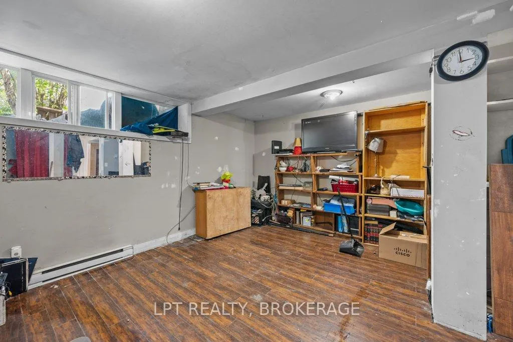 Photo 23 of 3 Holland Crescent, Kingston, Central City West — HOMEH