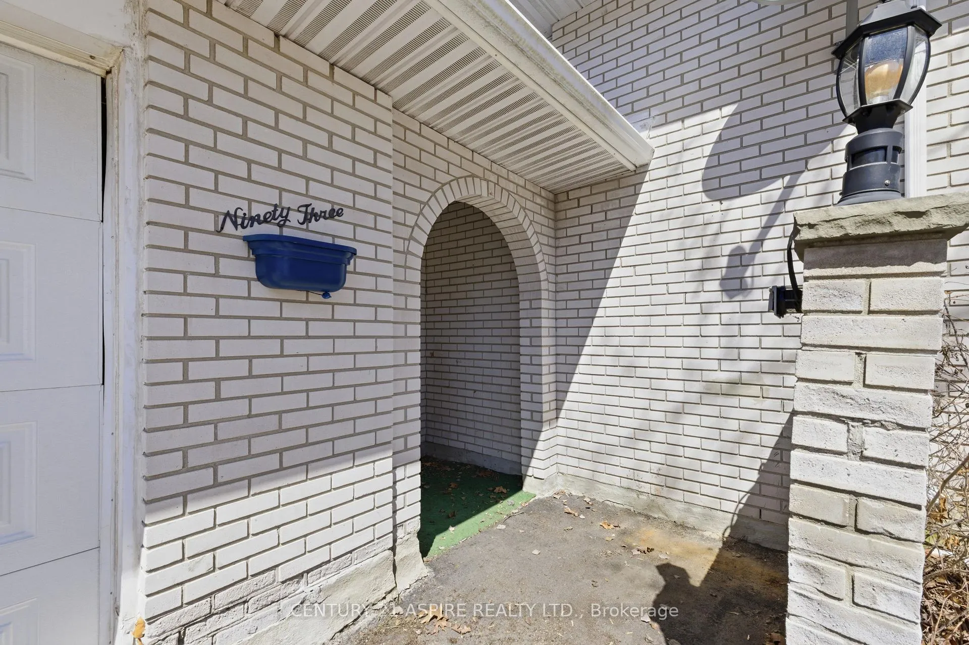 Photo 4 of 93 Frontenac Crescent, Deep River — HOMEH
