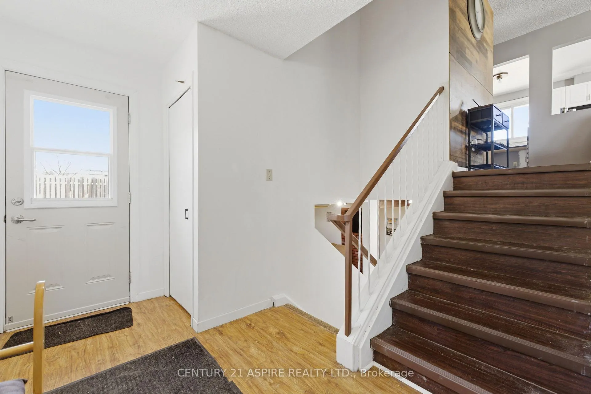 Photo 7 of 93 Frontenac Crescent, Deep River — HOMEH