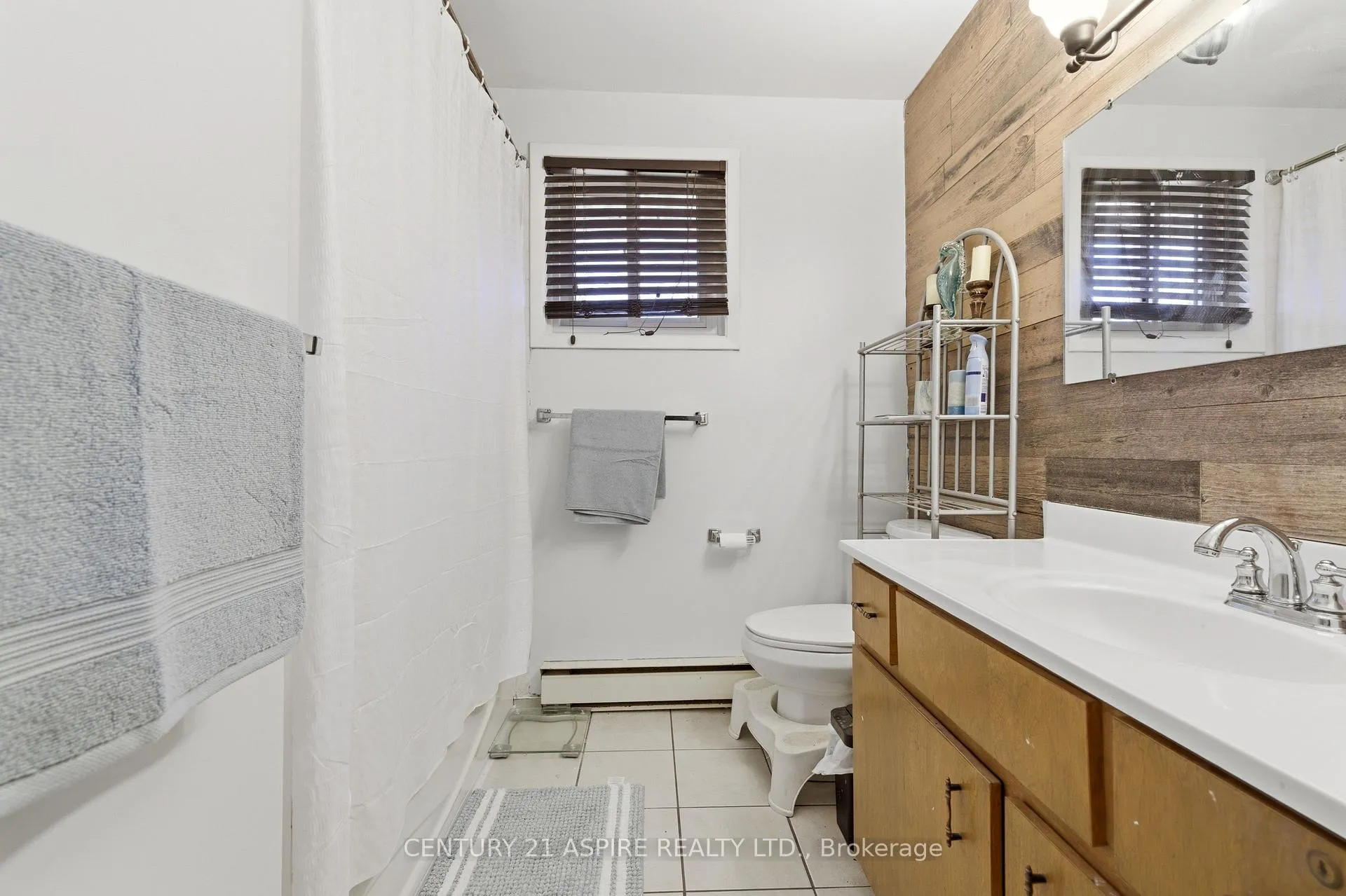 Photo 20 of 93 Frontenac Crescent, Deep River — HOMEH