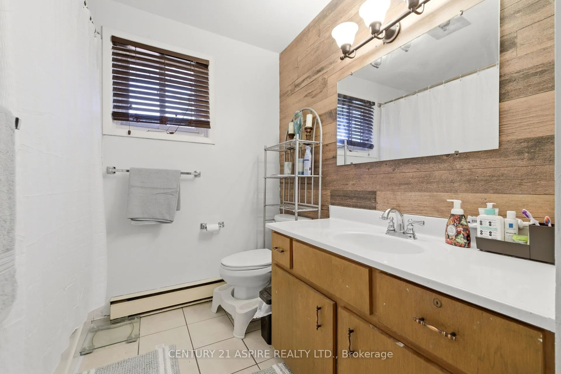 Photo 21 of 93 Frontenac Crescent, Deep River — HOMEH