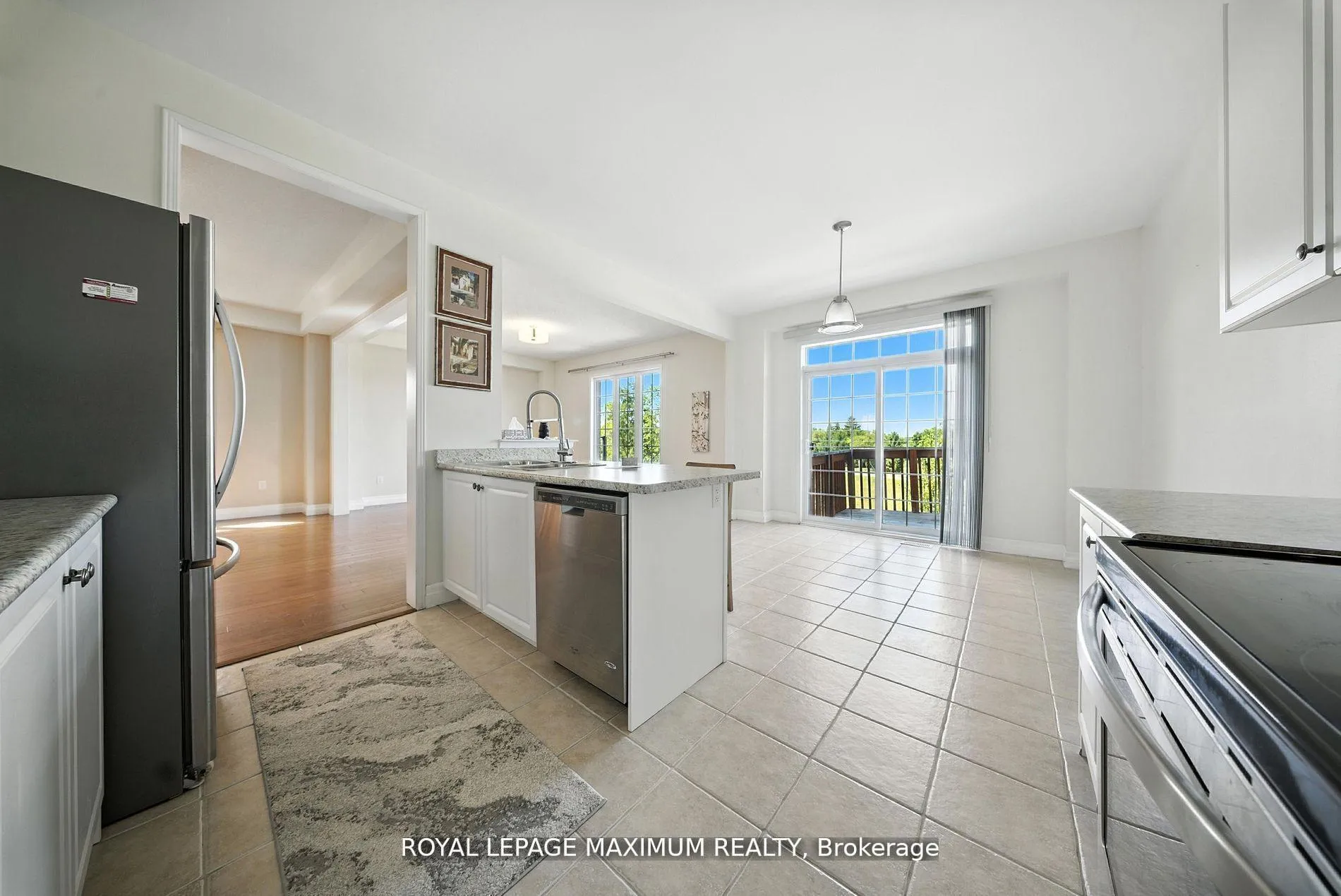 Photo 16 of 80 Cauthers Crescent, New Tecumseth, Alliston — HOMEH