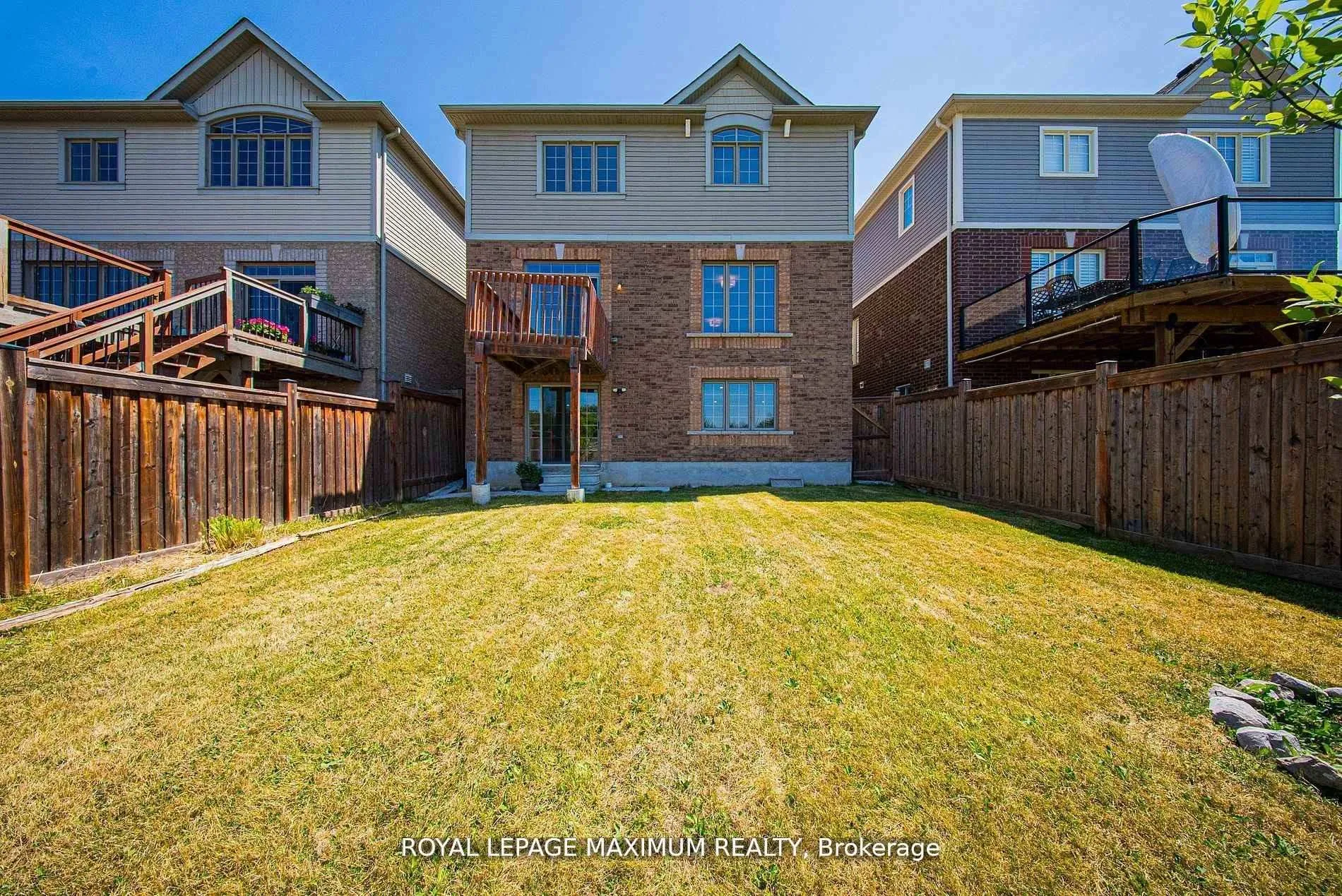Photo 32 of 80 Cauthers Crescent, New Tecumseth, Alliston — HOMEH