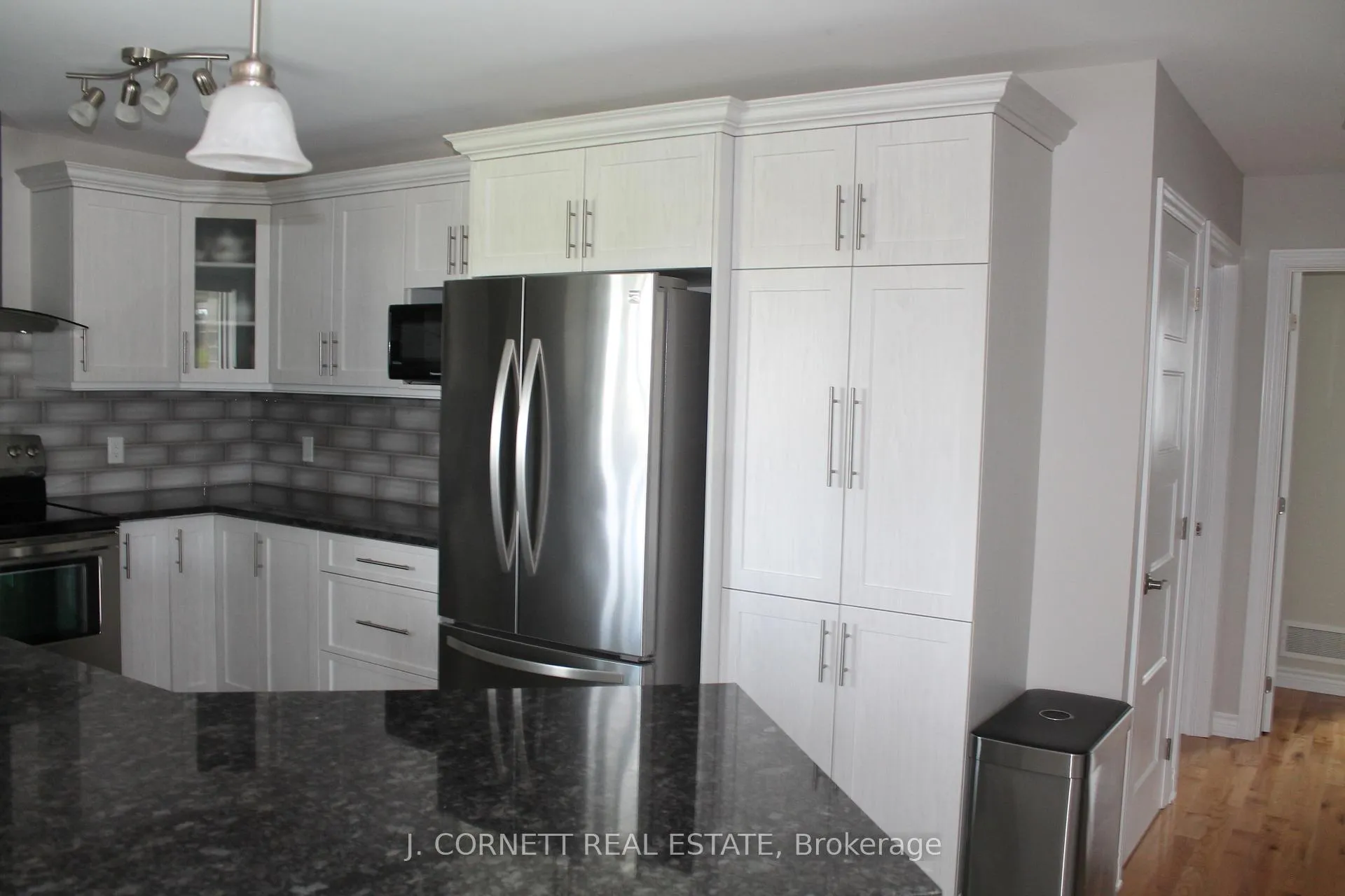 Photo 5 of 2140 Burke Avenue E, Cornwall — HOMEH