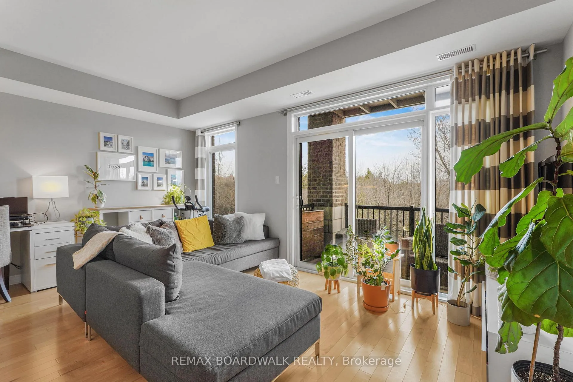 Photo 12 of Unit 203, 705 Beauparc Private, Ottawa, Cyrville — HOMEH