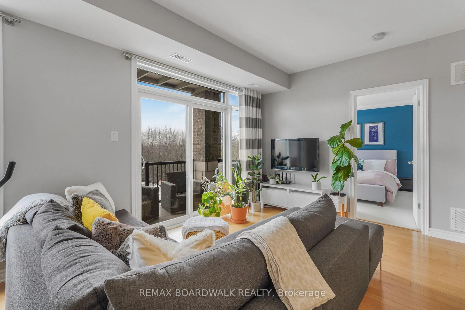 Photo 13 of Unit 203, 705 Beauparc Private, Ottawa, Cyrville — HOMEH