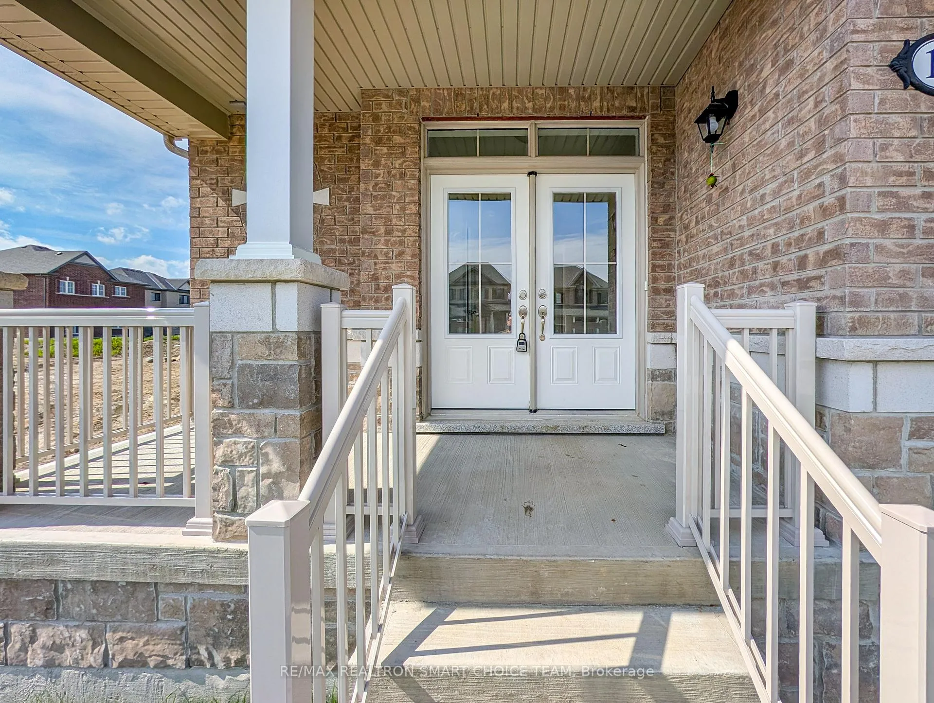 Photo 4 of 12 Fenn Crescent, New Tecumseth, Rural New Tecumseth — HOMEH