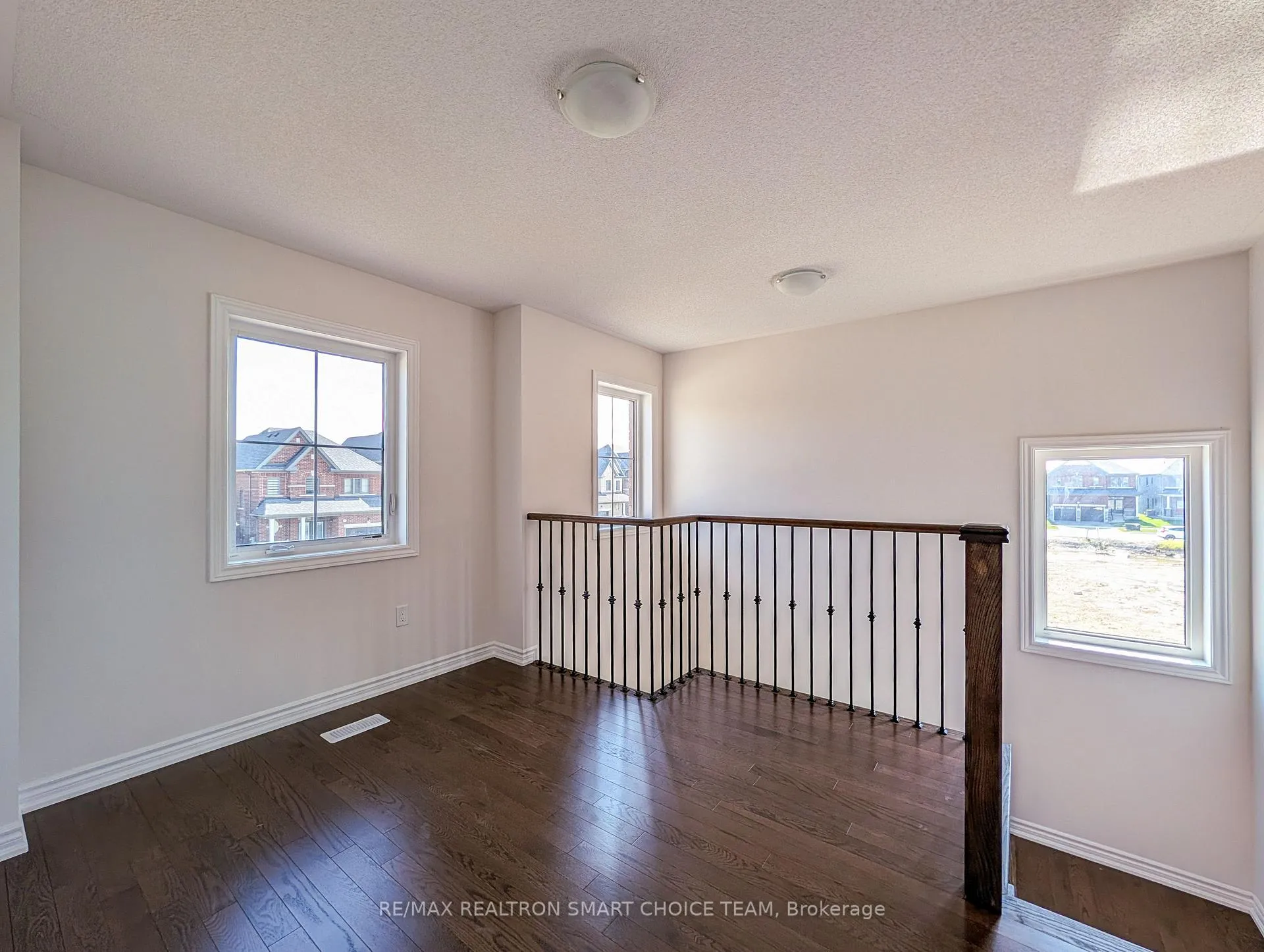 Photo 21 of 12 Fenn Crescent, New Tecumseth, Rural New Tecumseth — HOMEH