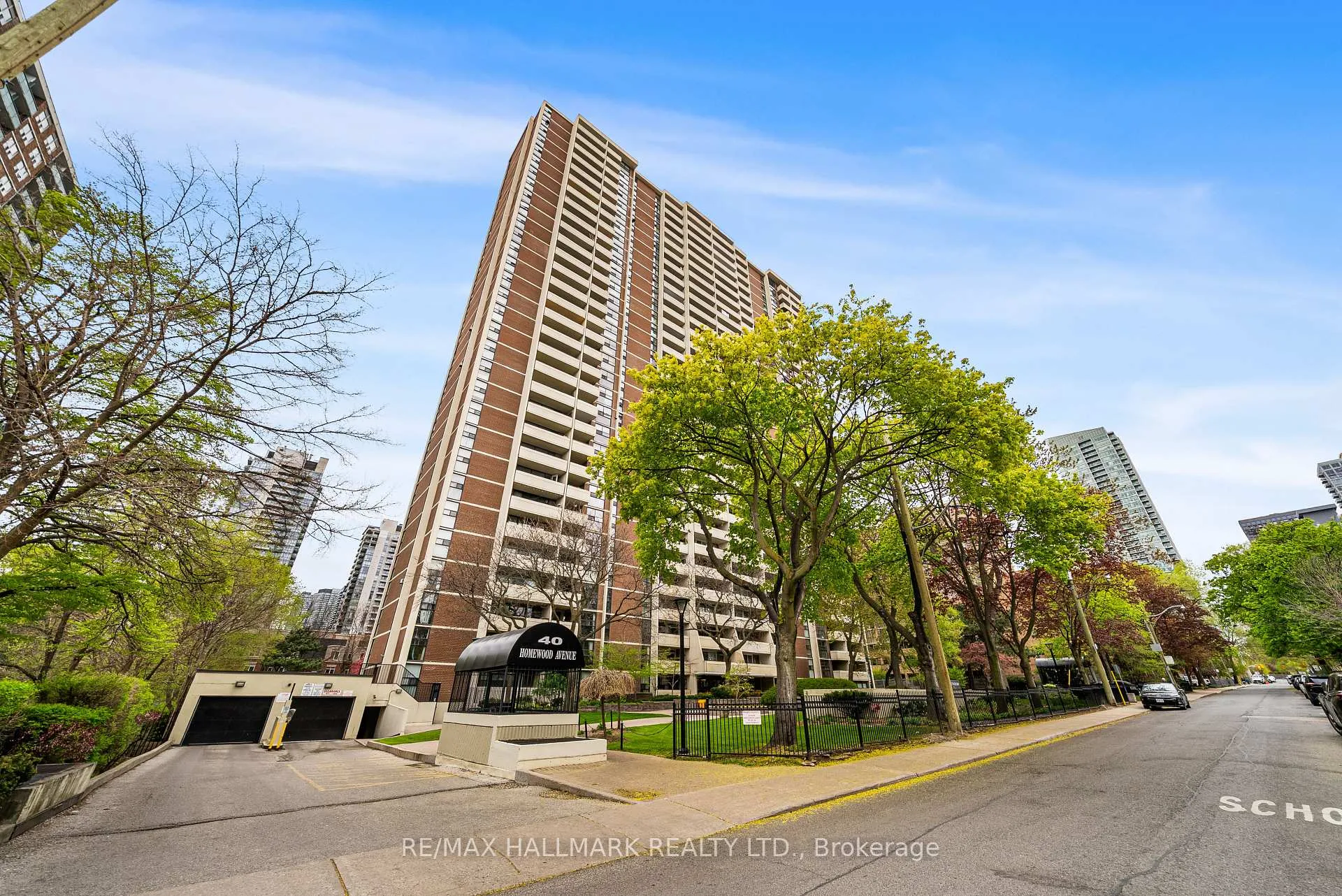 Front of Unit 3112, 40 Homewood Avenue