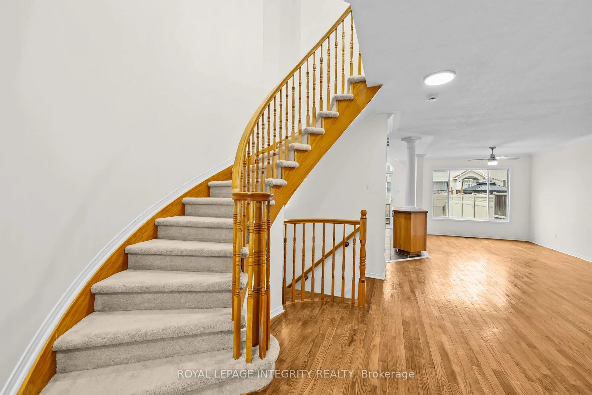 Photo 16 of 9 Flowertree Crescent, Ottawa, Kanata - Emerald Meadows/Trailwest — HOMEH