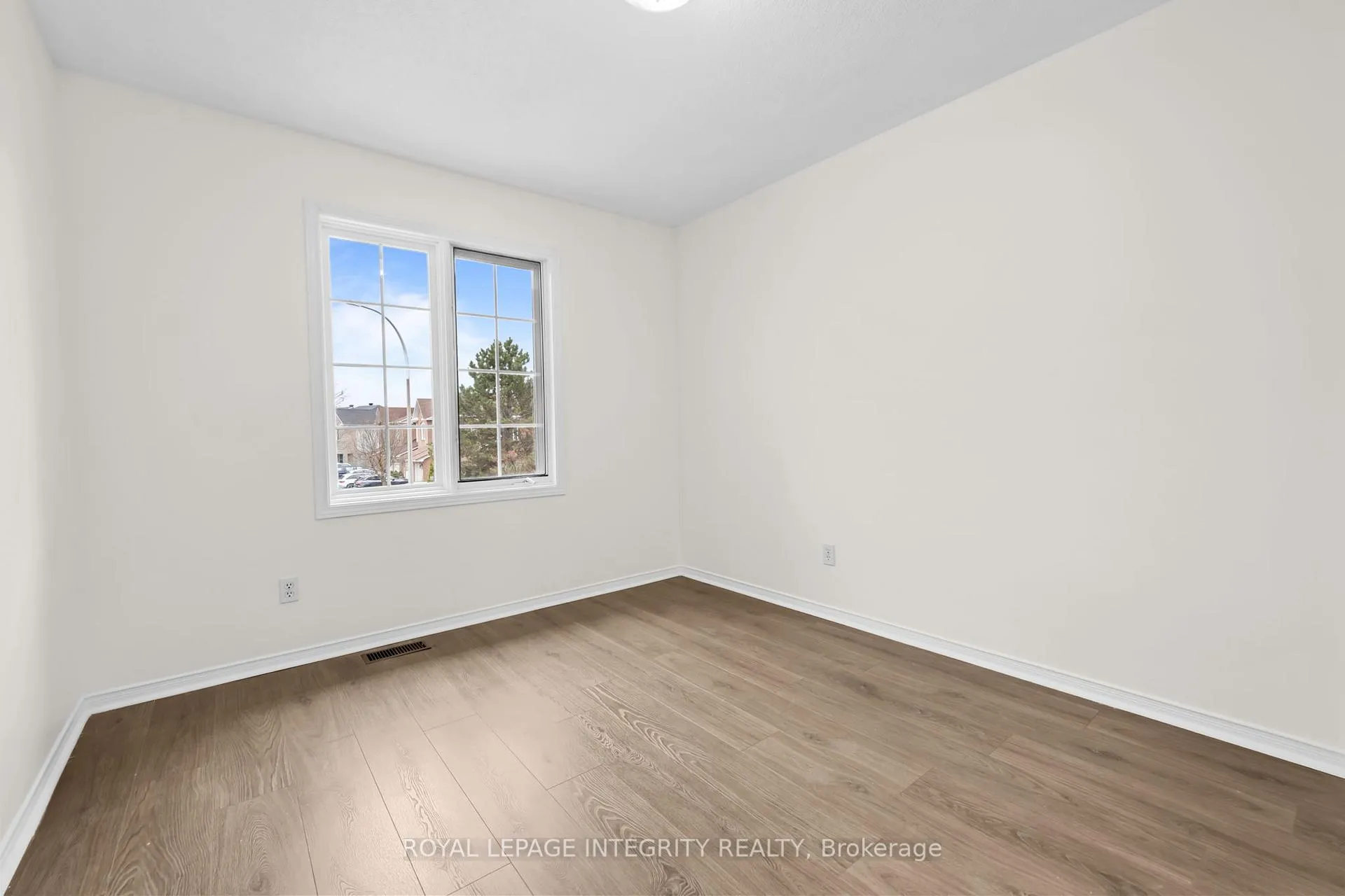 Photo 21 of 9 Flowertree Crescent, Ottawa, Kanata - Emerald Meadows/Trailwest — HOMEH