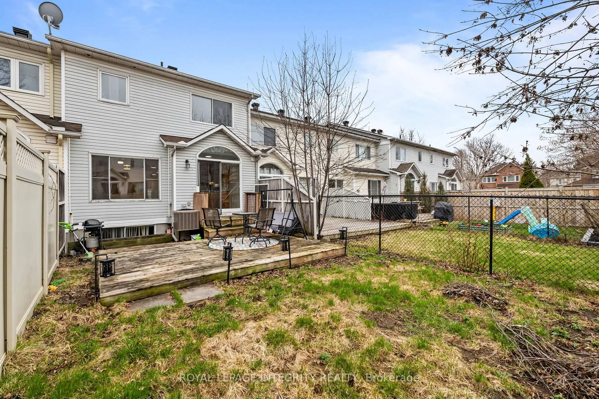 Photo 34 of 9 Flowertree Crescent, Ottawa, Kanata - Emerald Meadows/Trailwest — HOMEH