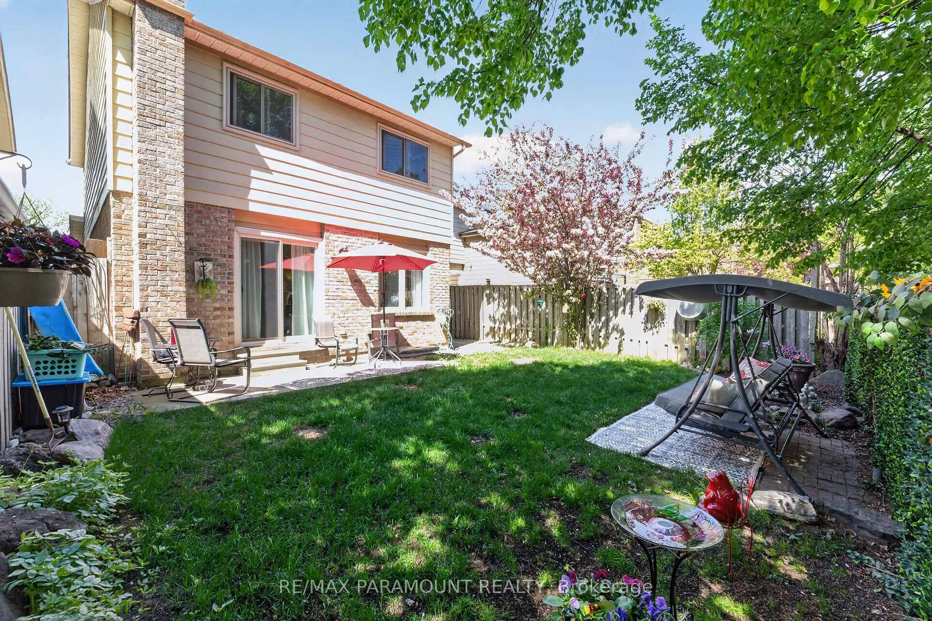Photo 36 of 186 Weybridge Trail, Brampton, Madoc — HOMEH