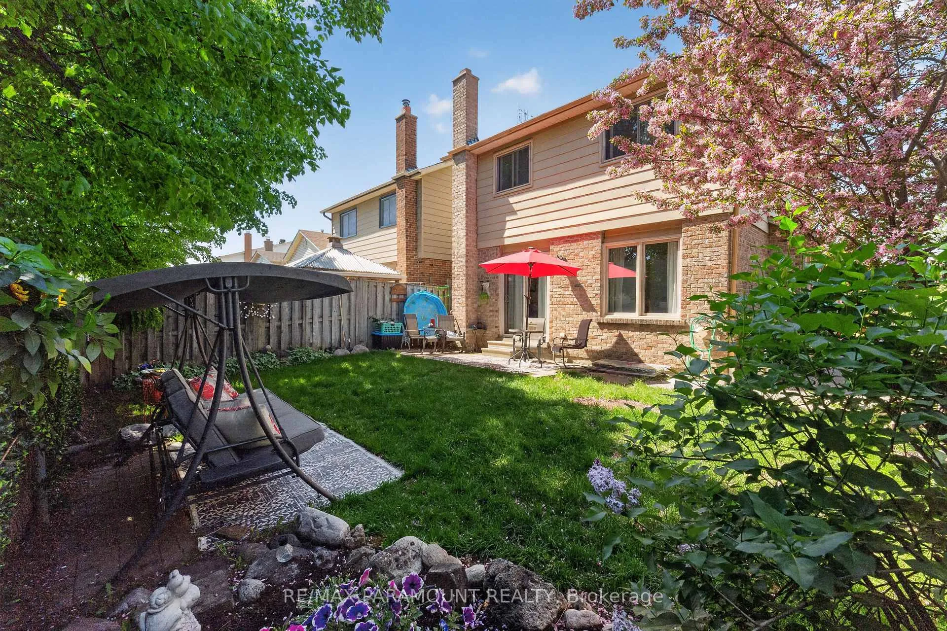 Photo 37 of 186 Weybridge Trail, Brampton, Madoc — HOMEH