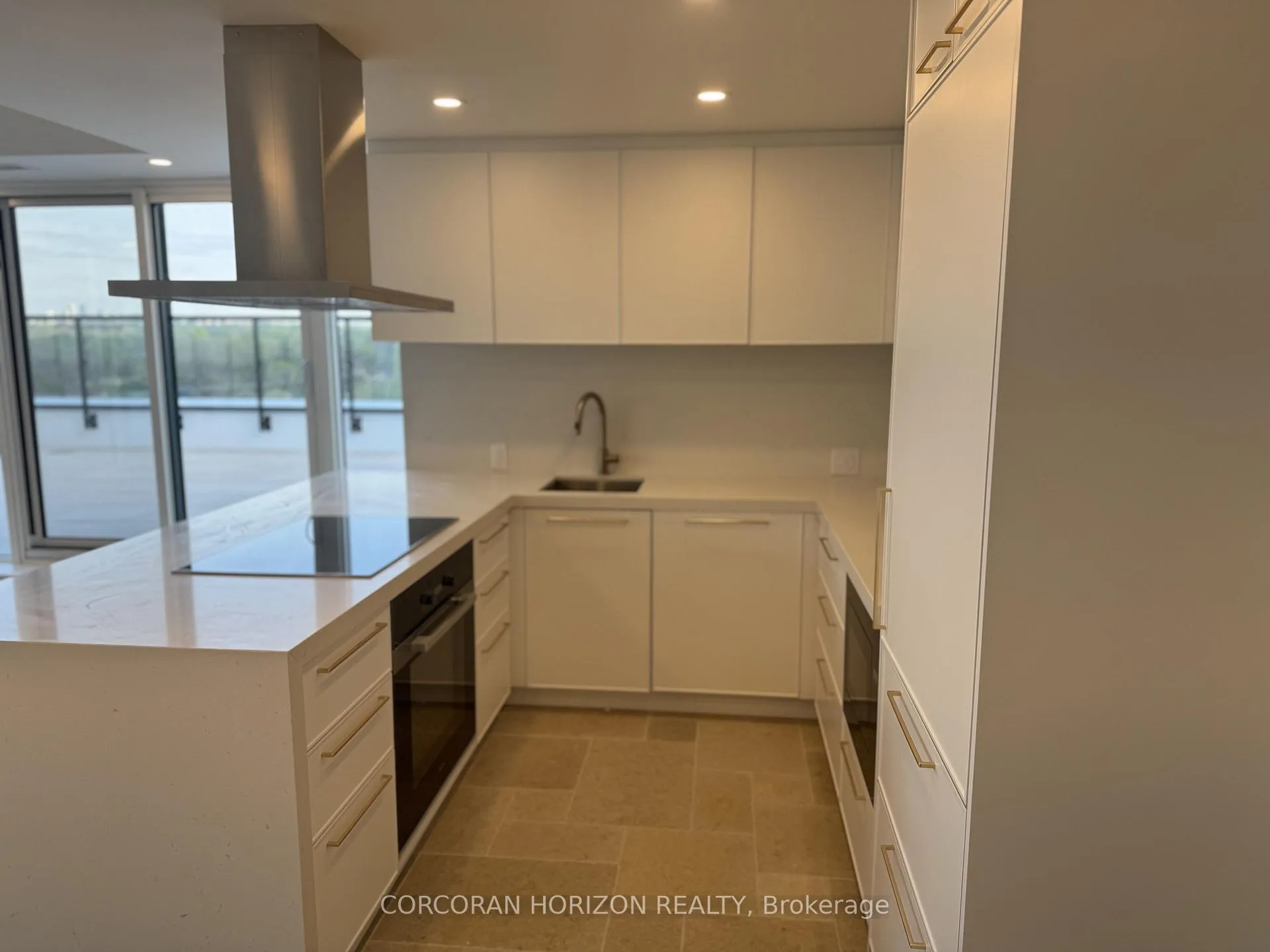 Photo 5 of Unit 819, 1050 Eastern Avenue, Toronto, Greenwood-Coxwell — HOMEH