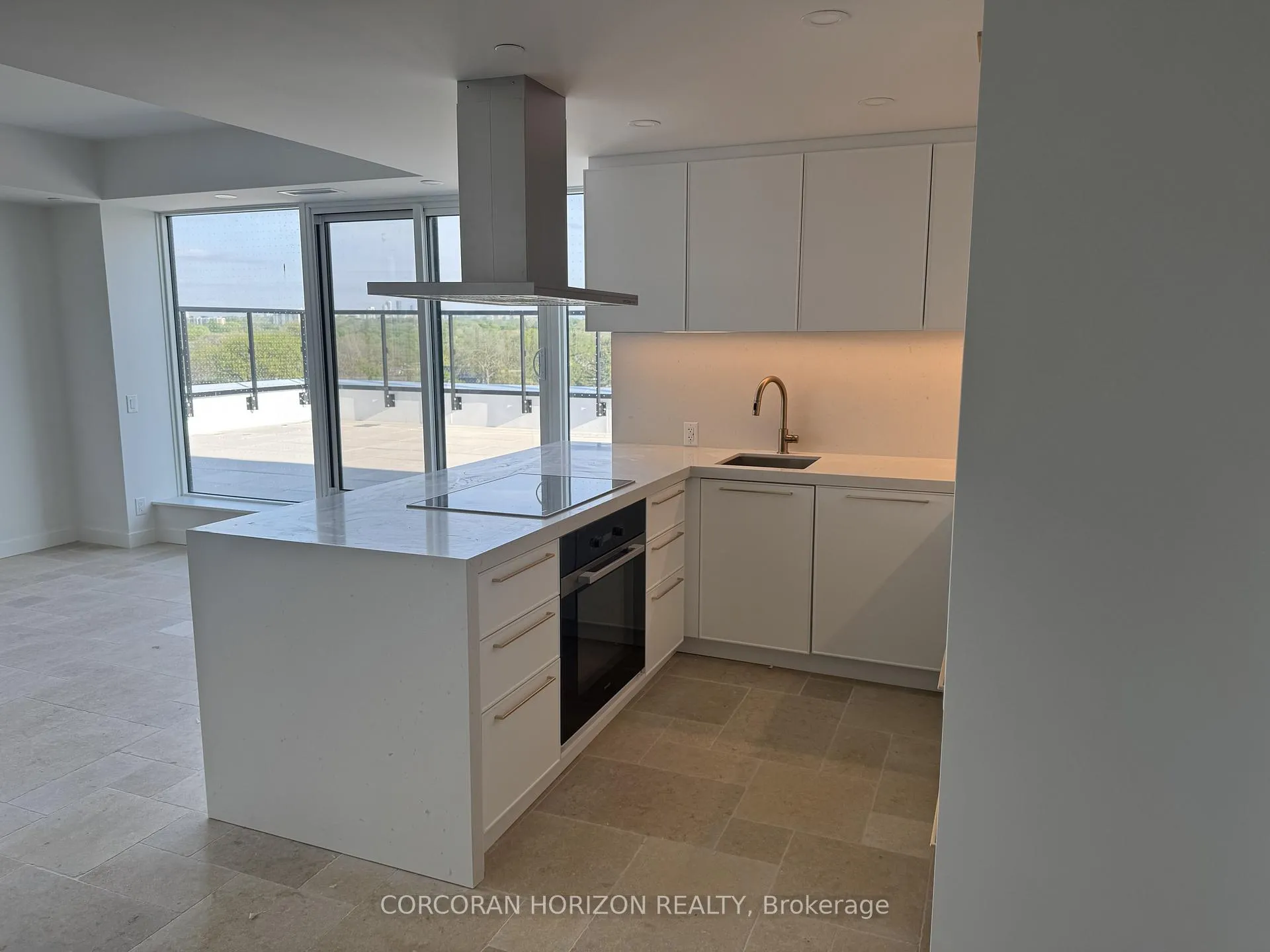 Photo 6 of Unit 819, 1050 Eastern Avenue, Toronto, Greenwood-Coxwell — HOMEH