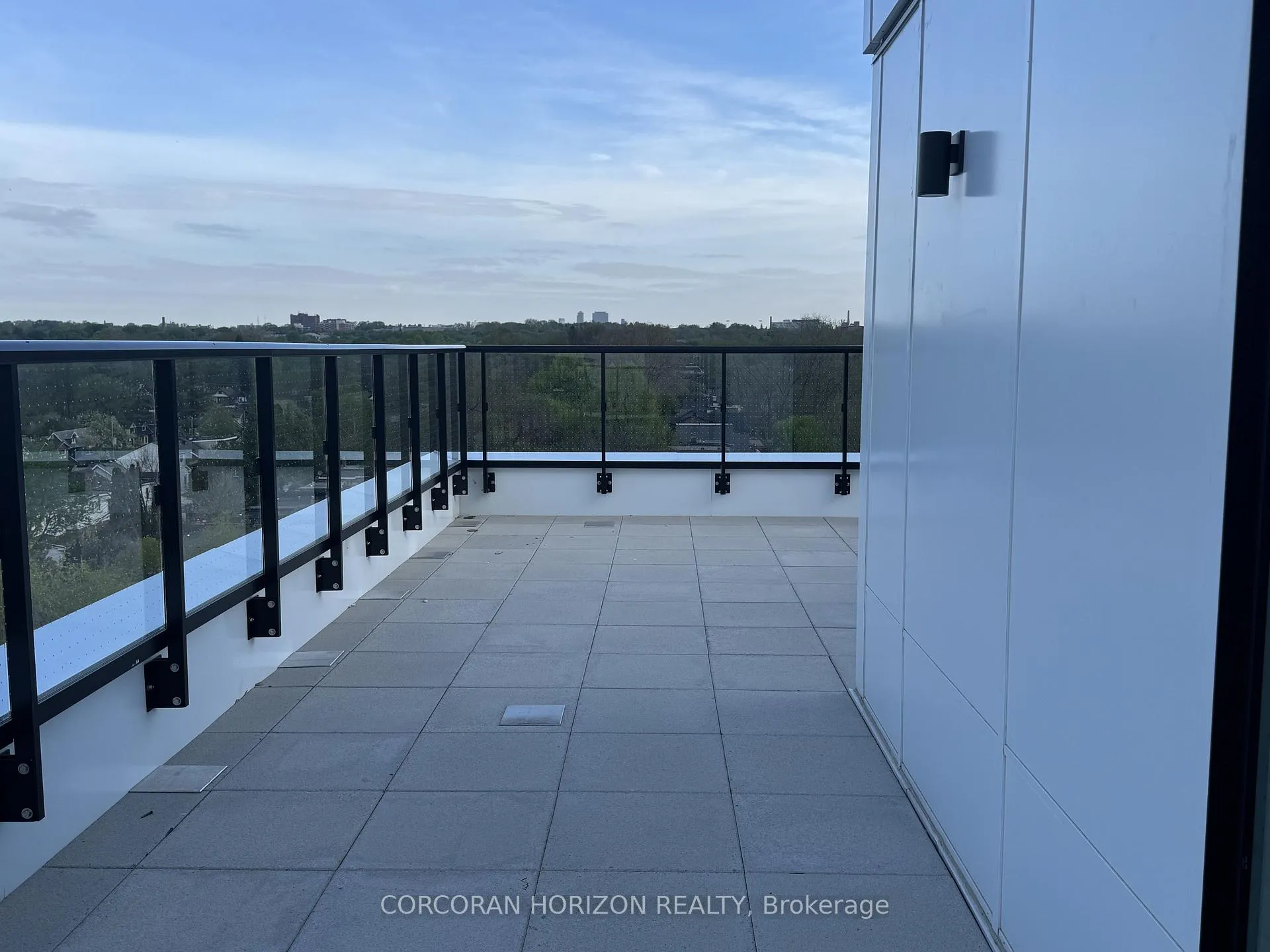 Photo 20 of Unit 819, 1050 Eastern Avenue, Toronto, Greenwood-Coxwell — HOMEH