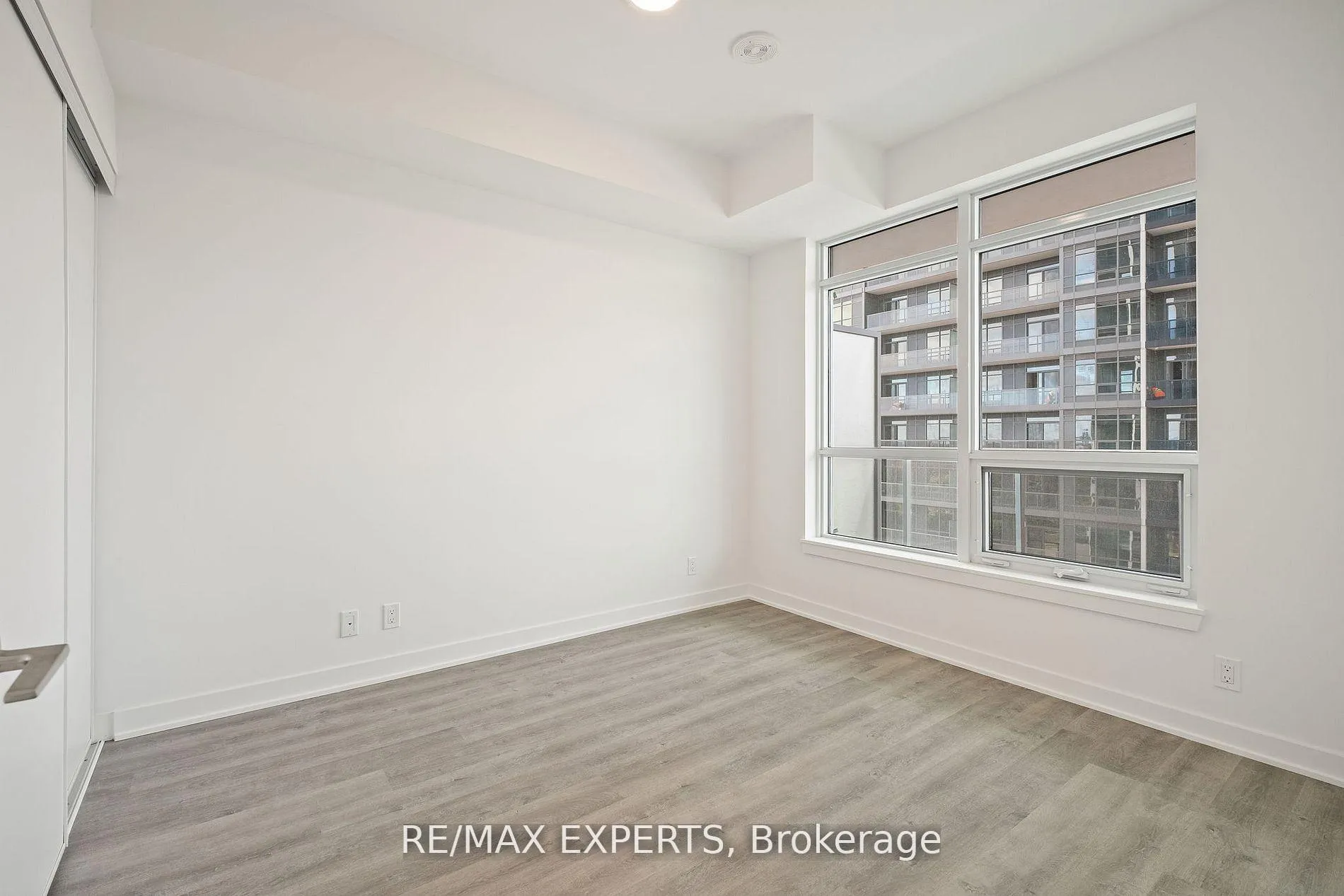Photo 27 of Unit B1504, 50 Upper Mall Way, Vaughan, Brownridge — HOMEH