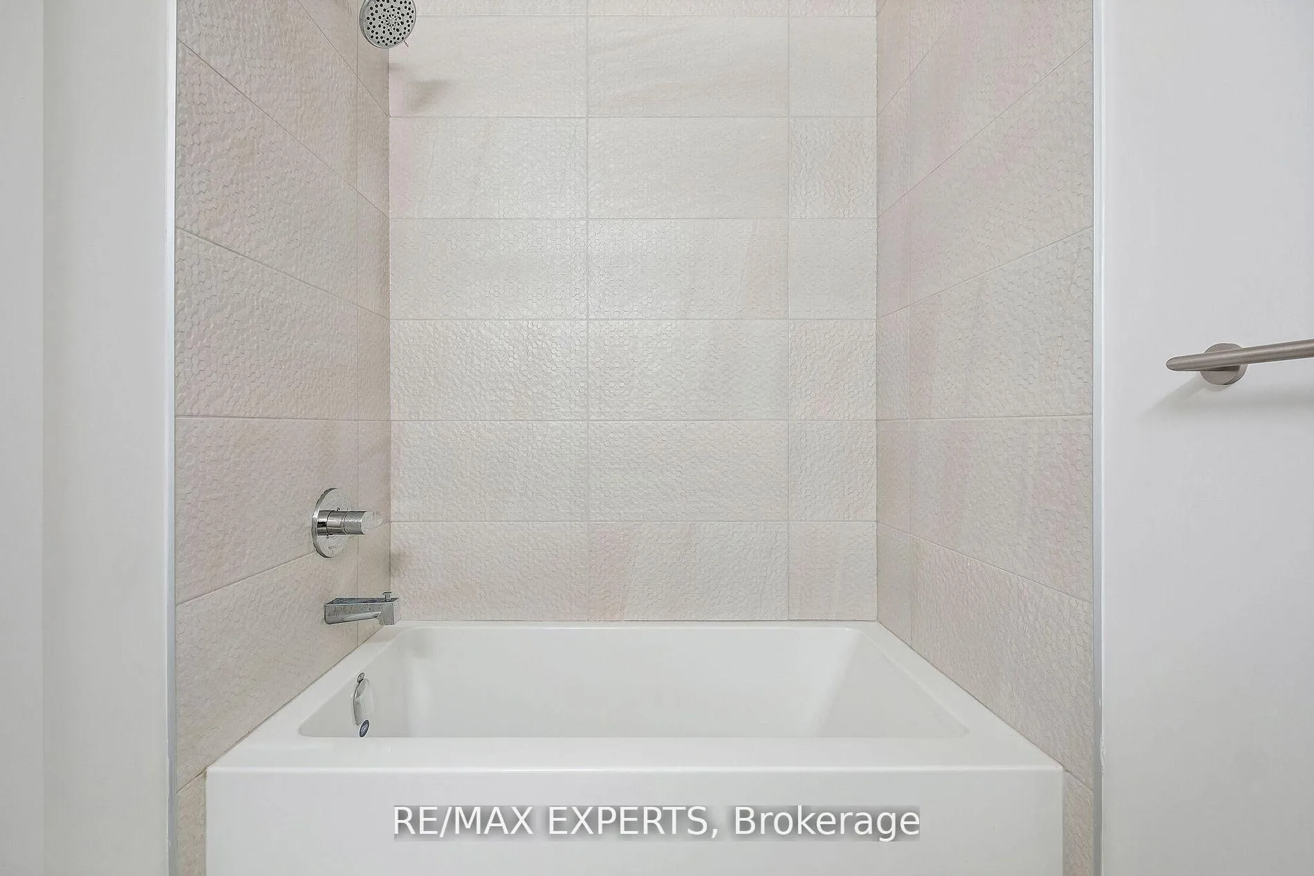 Photo 31 of Unit B1504, 50 Upper Mall Way, Vaughan, Brownridge — HOMEH