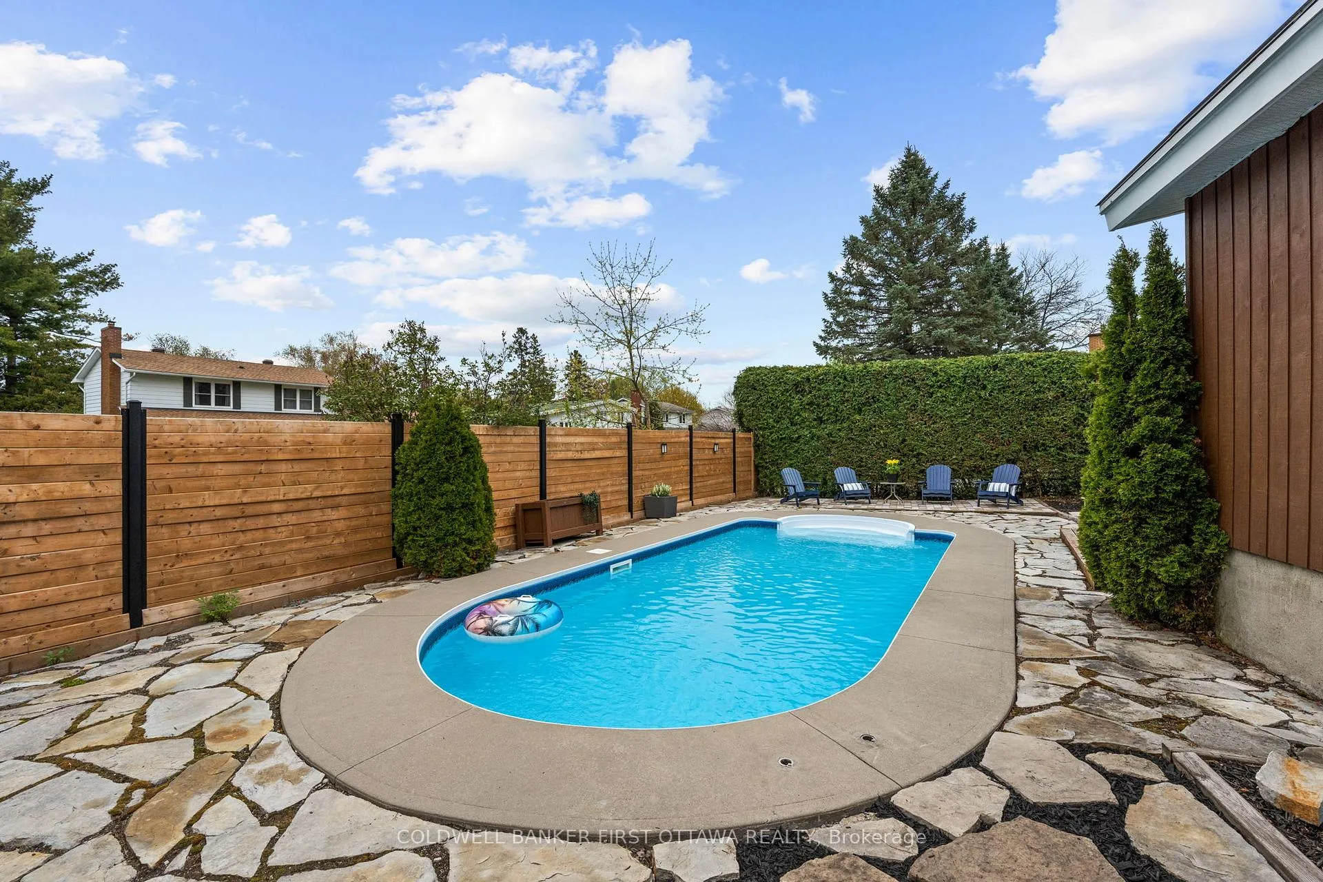 Photo 37 of 14 Cramer Drive, Ottawa, Sheahan Estates/Trend Village — HOMEH