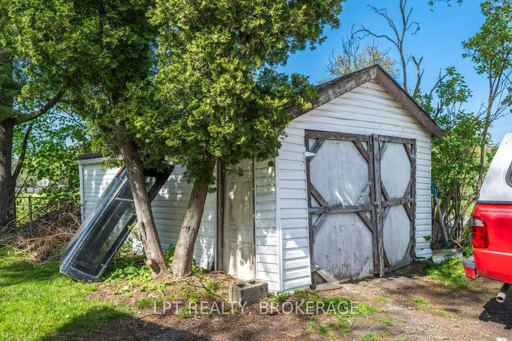 Photo 5 of 4069 Bath Road, Kingston, South of Taylor-Kidd Blvd — HOMEH