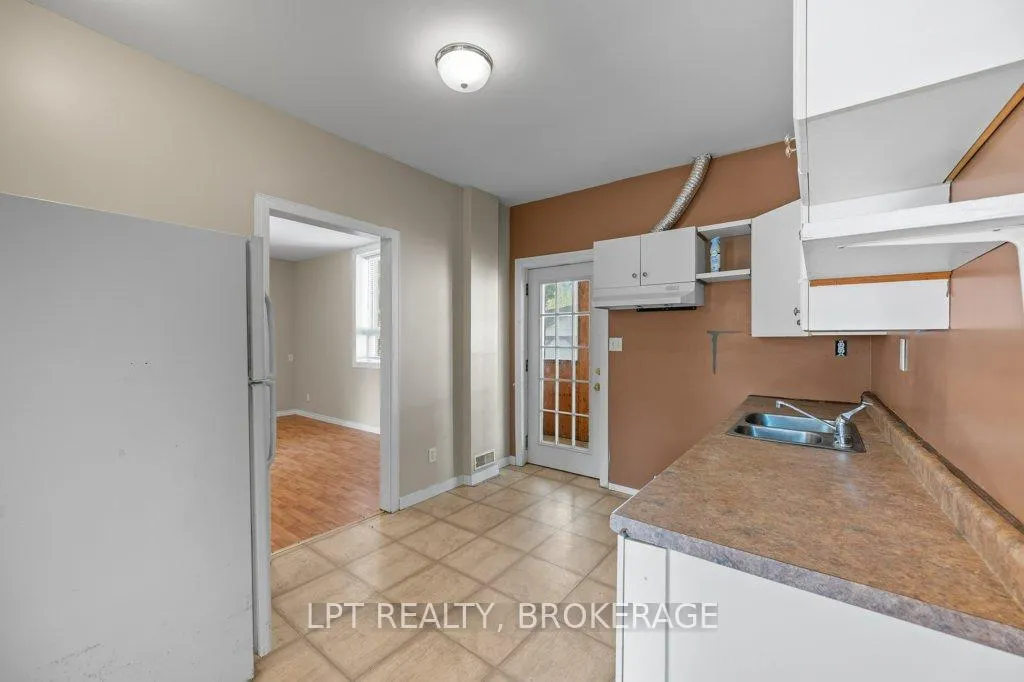 Photo 7 of 4069 Bath Road, Kingston, South of Taylor-Kidd Blvd — HOMEH
