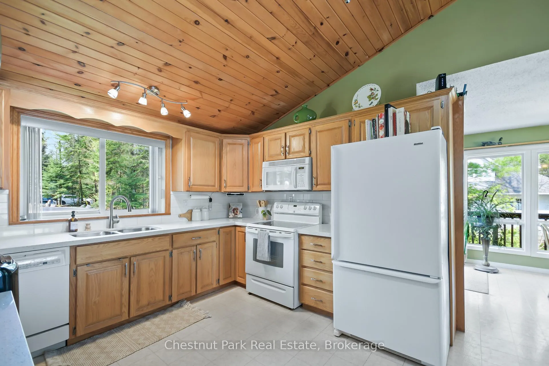 Photo 25 of 1408 Bay Lake Road, Perry — HOMEH