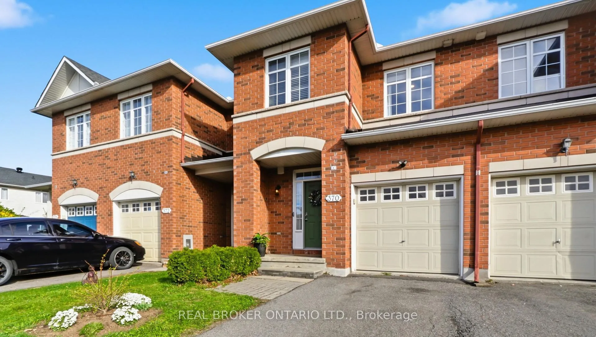 Photo 2 of 370 Berrigan Drive, Ottawa, Barrhaven - Longfields — HOMEH