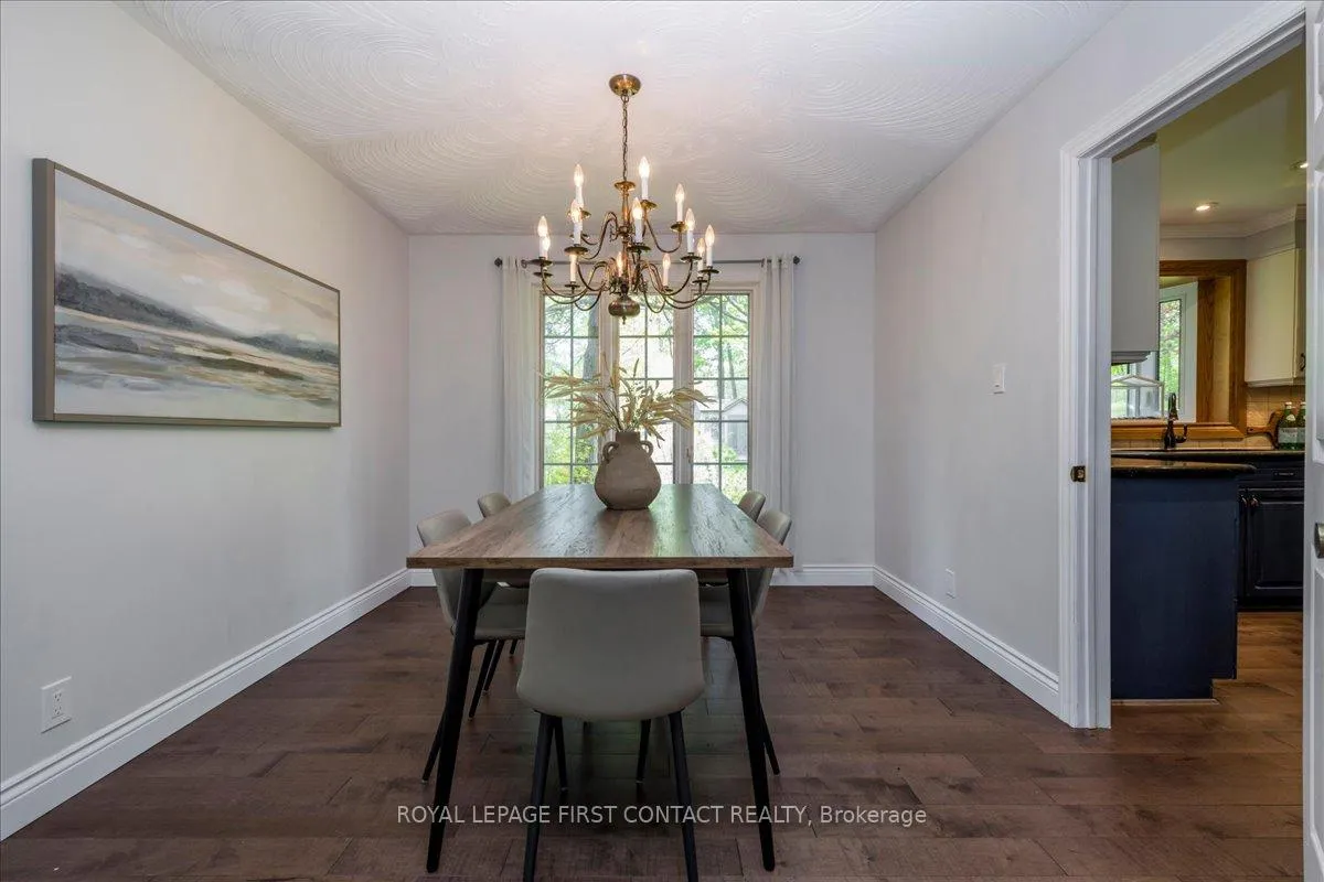Photo 7 of 11 Forestwood Lane, Barrie, South Shore — HOMEH