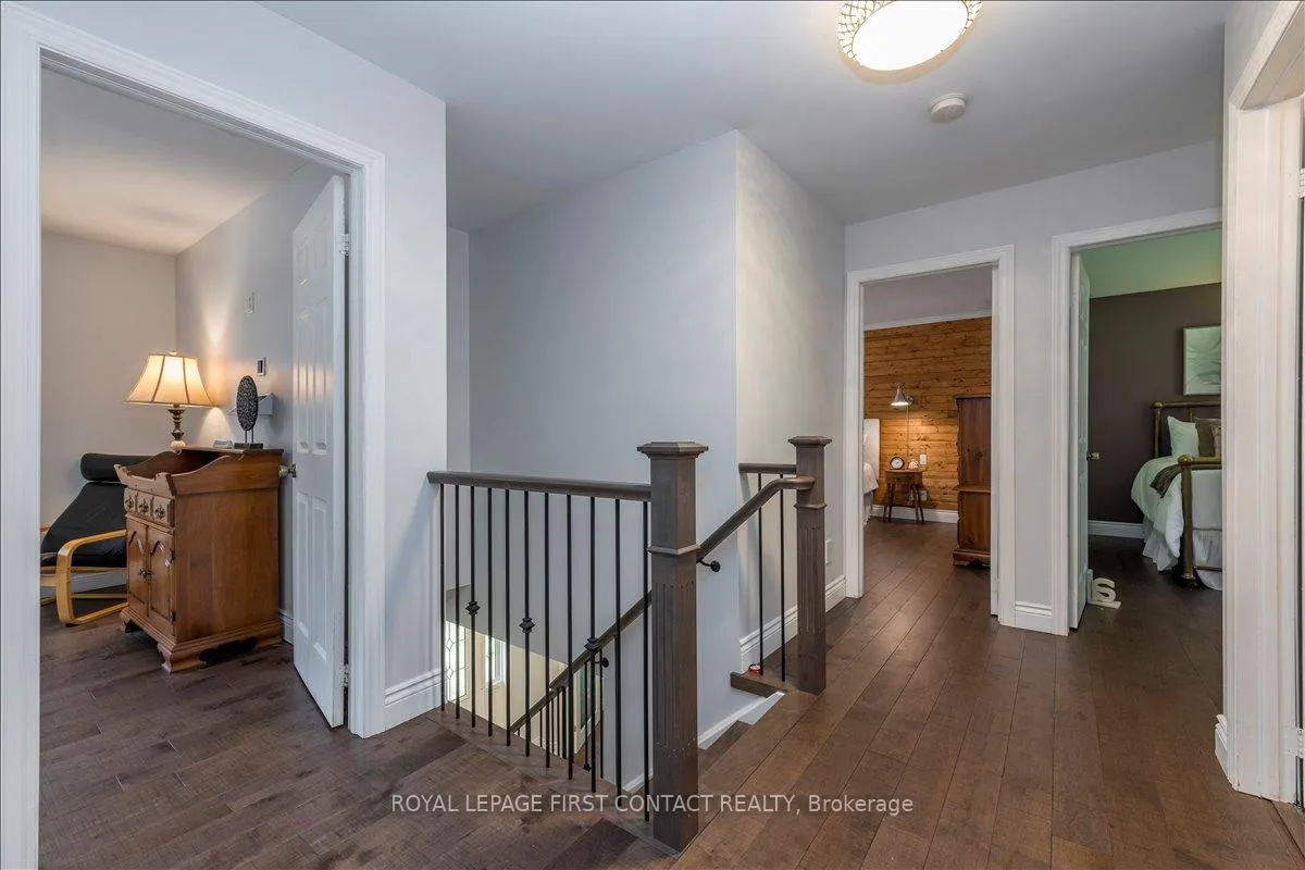 Photo 20 of 11 Forestwood Lane, Barrie, South Shore — HOMEH