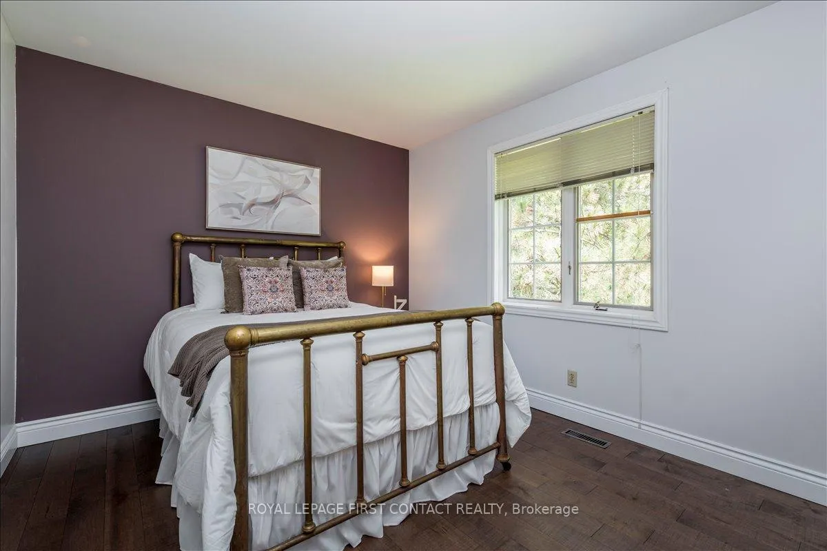 Photo 28 of 11 Forestwood Lane, Barrie, South Shore — HOMEH