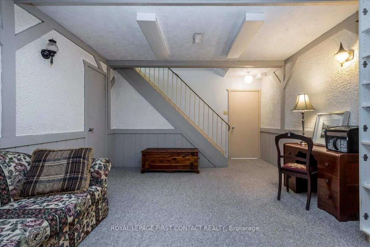 Photo 31 of 11 Forestwood Lane, Barrie, South Shore — HOMEH