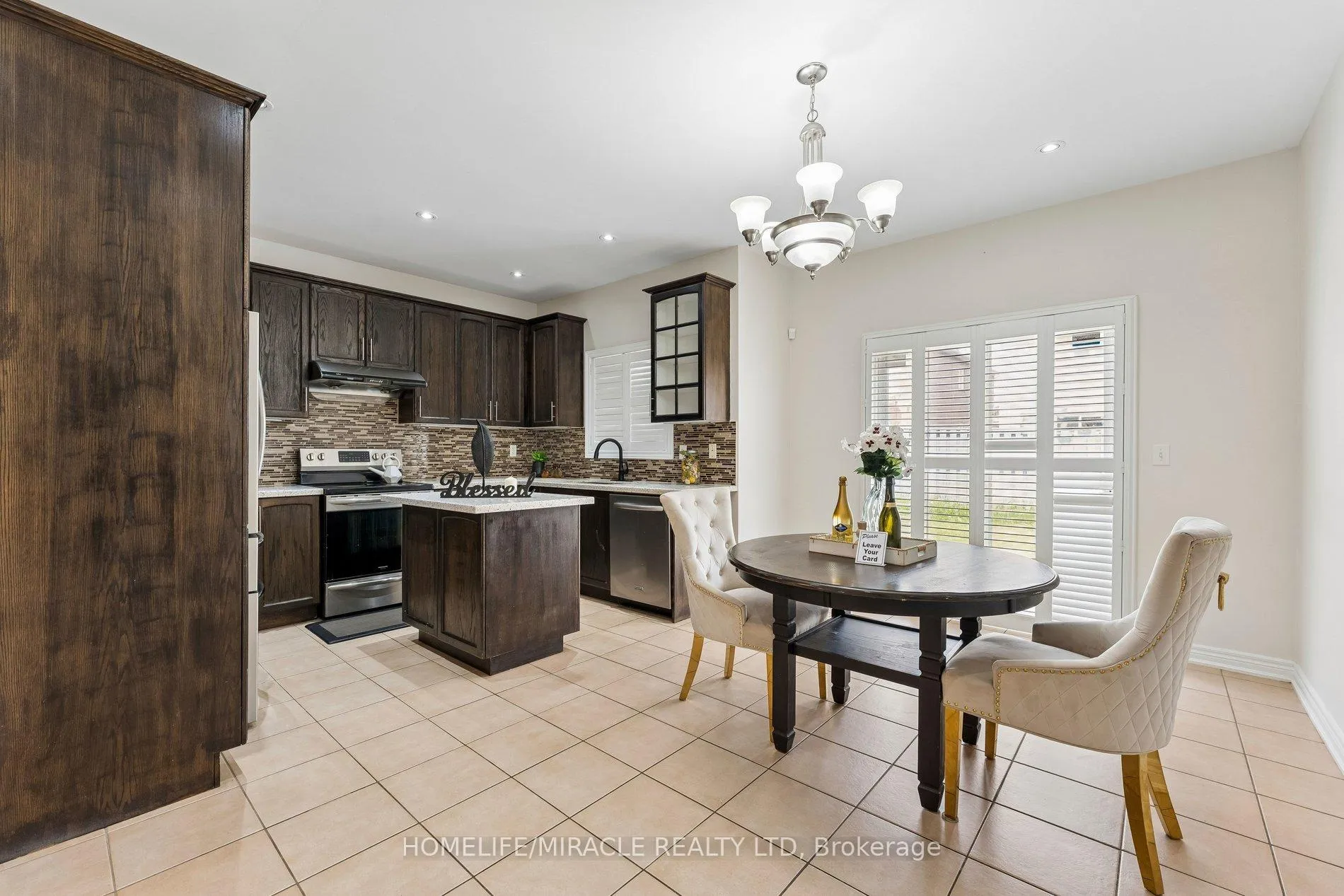 Photo 14 of 58 Dovehaven Crescent, Brampton, Bram East — HOMEH