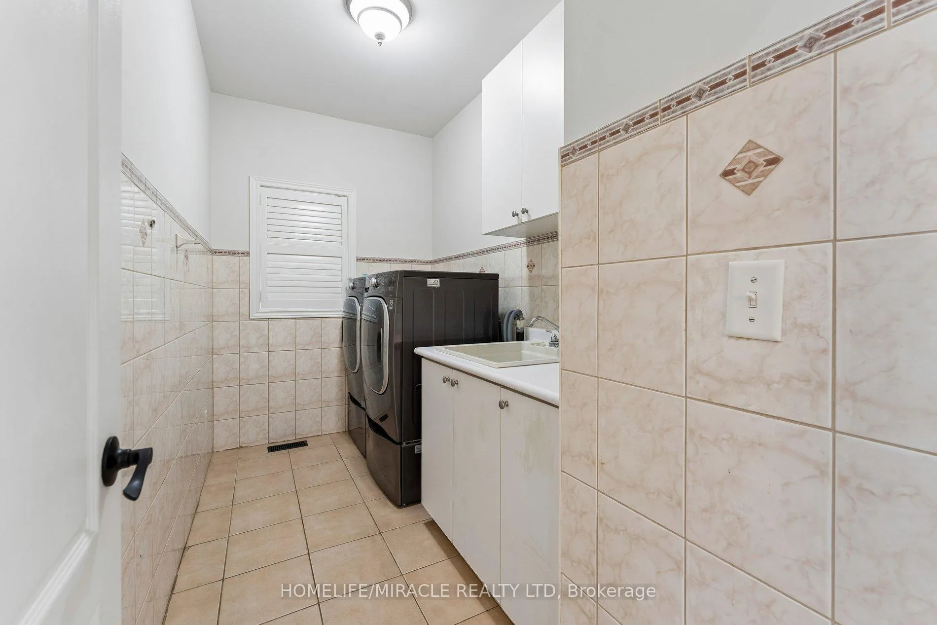 Photo 20 of 58 Dovehaven Crescent, Brampton, Bram East — HOMEH
