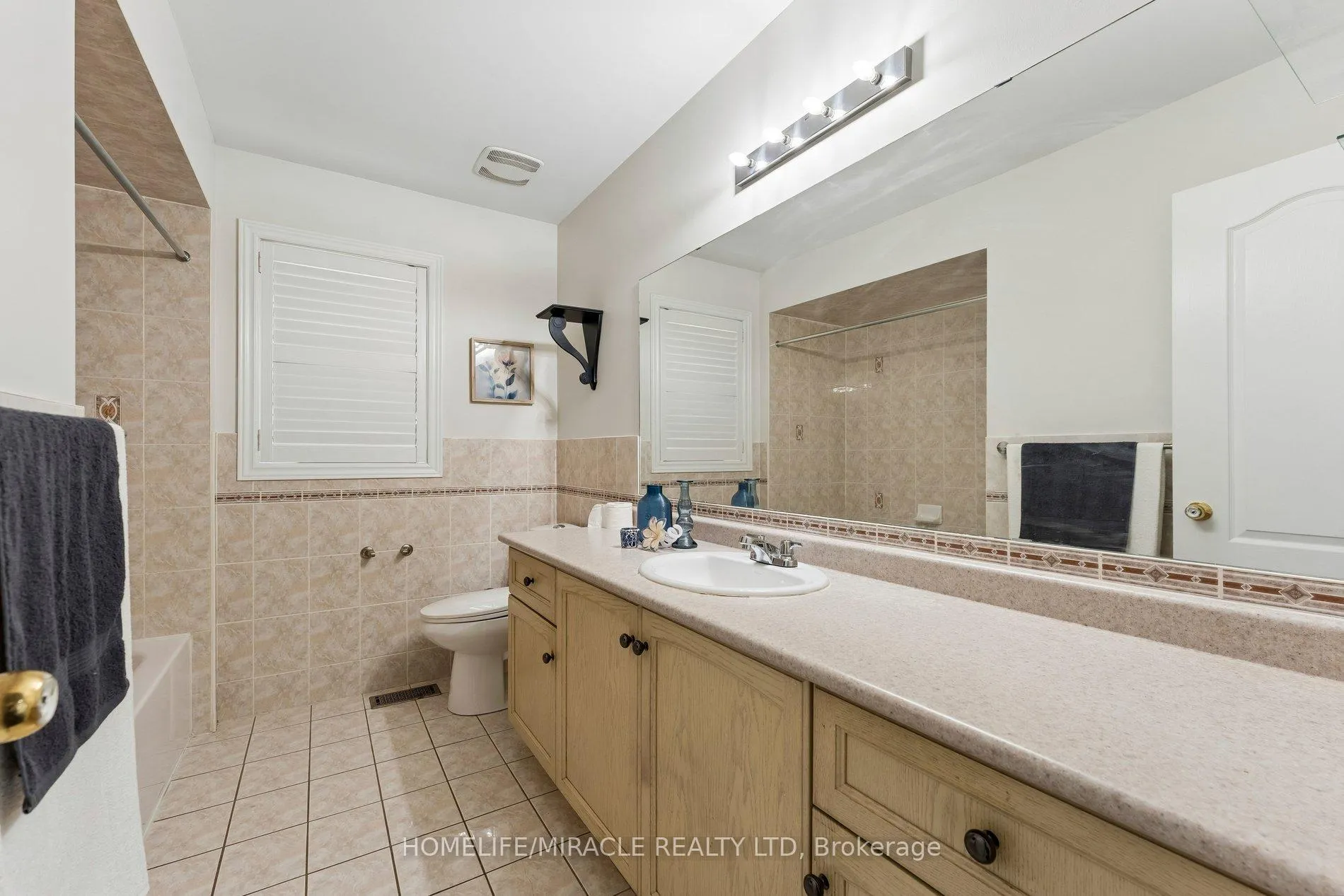 Photo 27 of 58 Dovehaven Crescent, Brampton, Bram East — HOMEH
